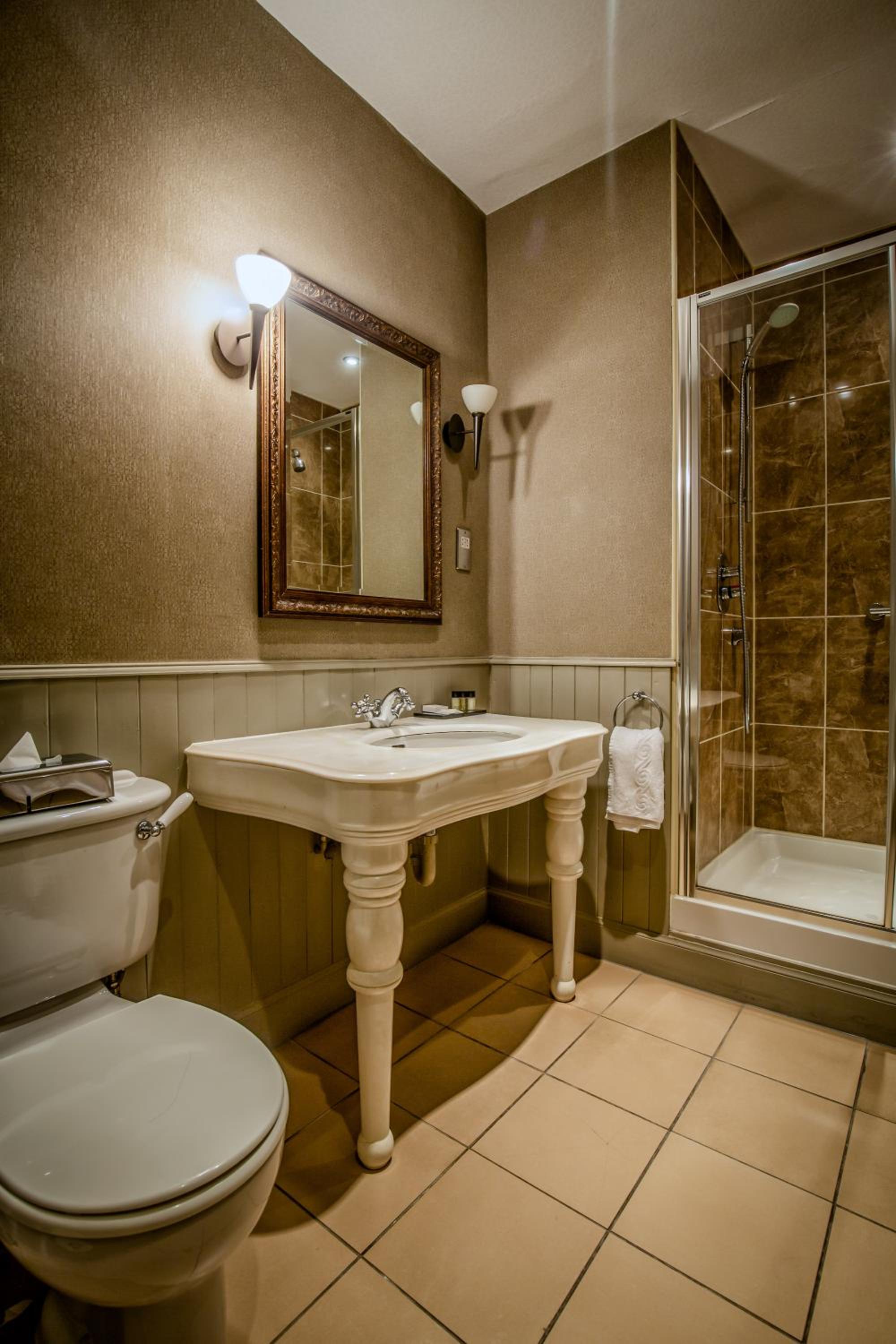 Bothy Suite - Photo 2