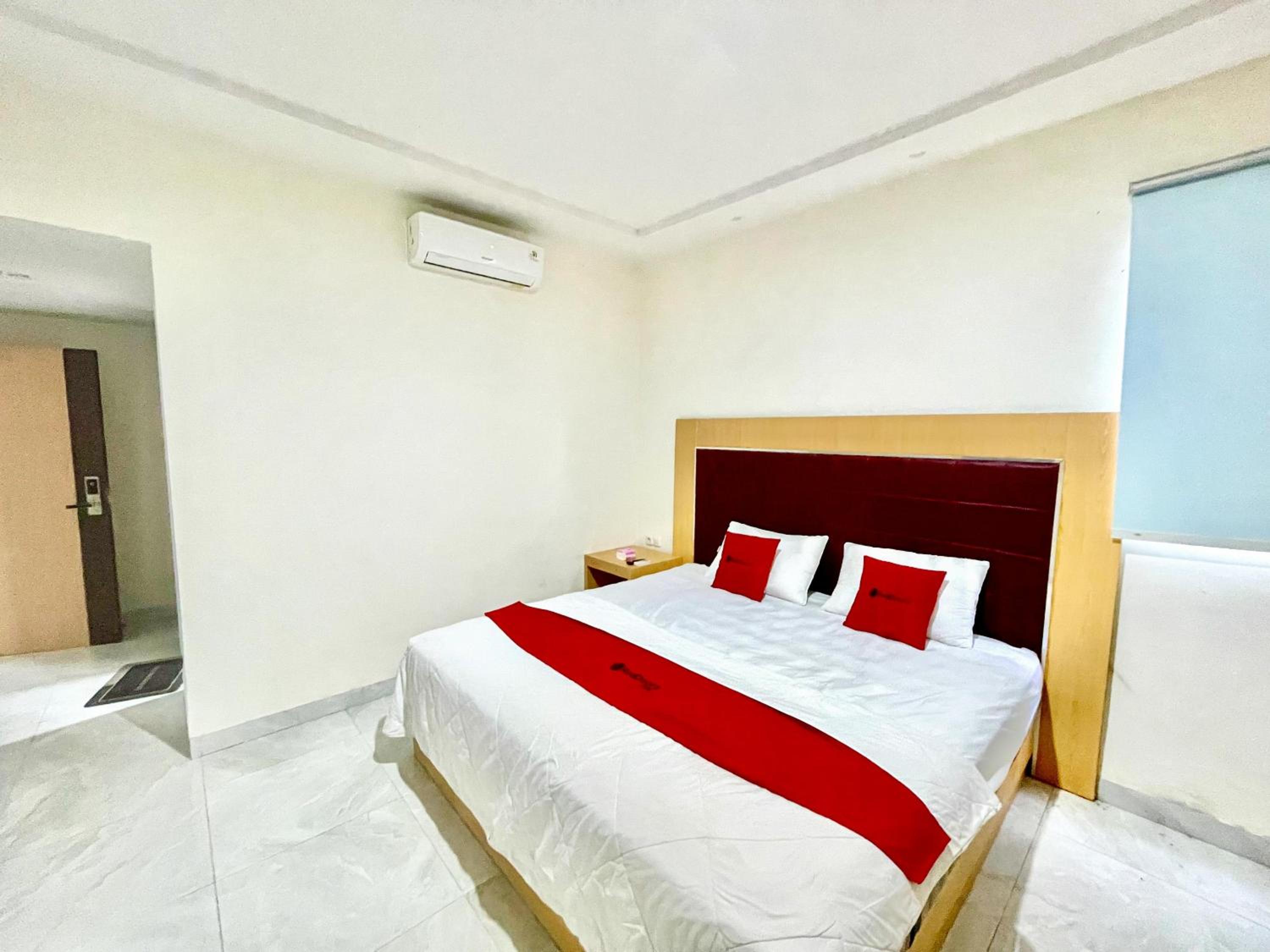 Deluxe Double Room photo 2
