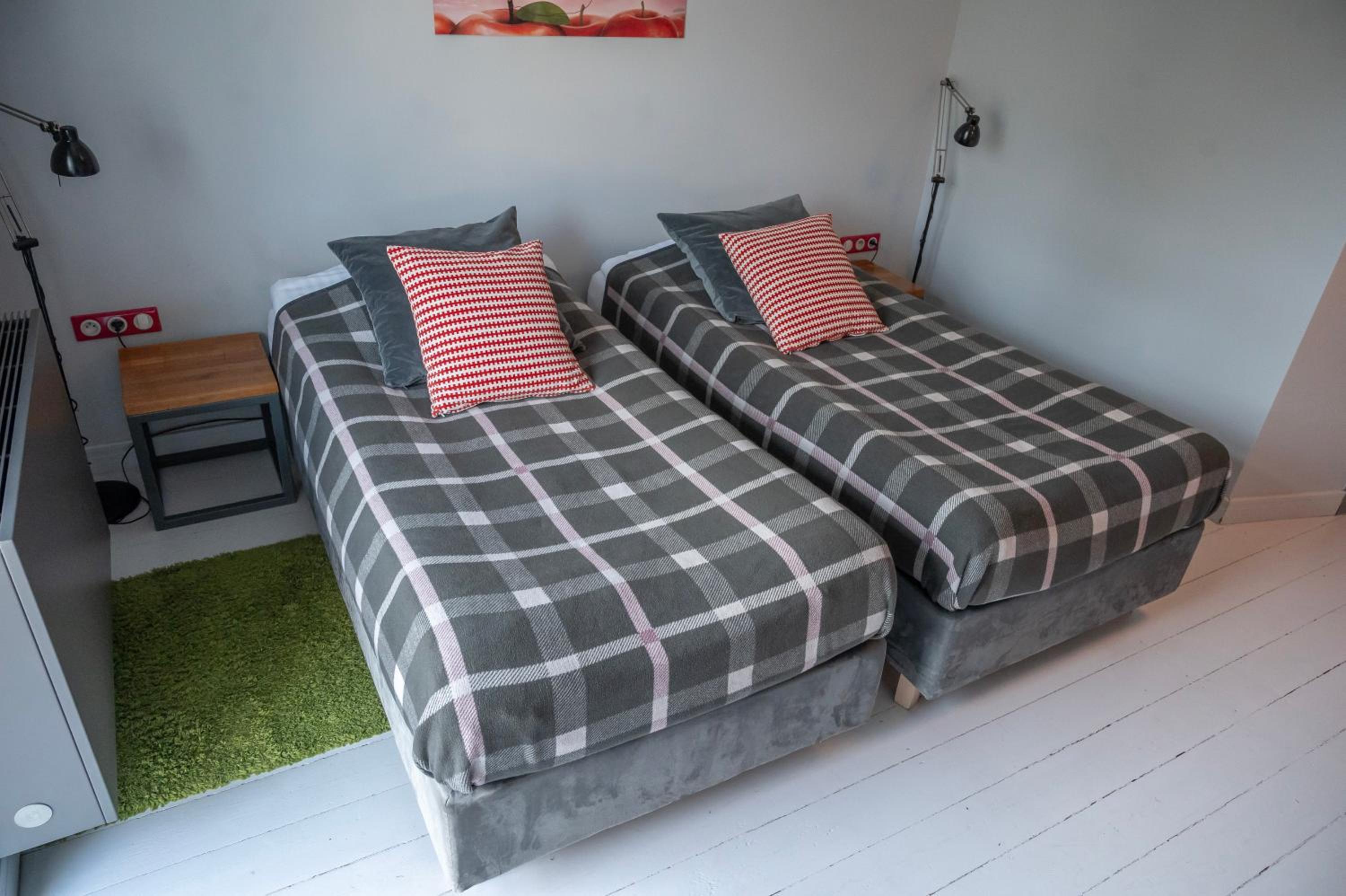 Twin Room - Photo 5