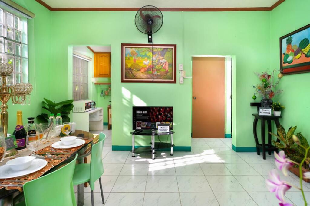 Deluxe Apartment photo 3