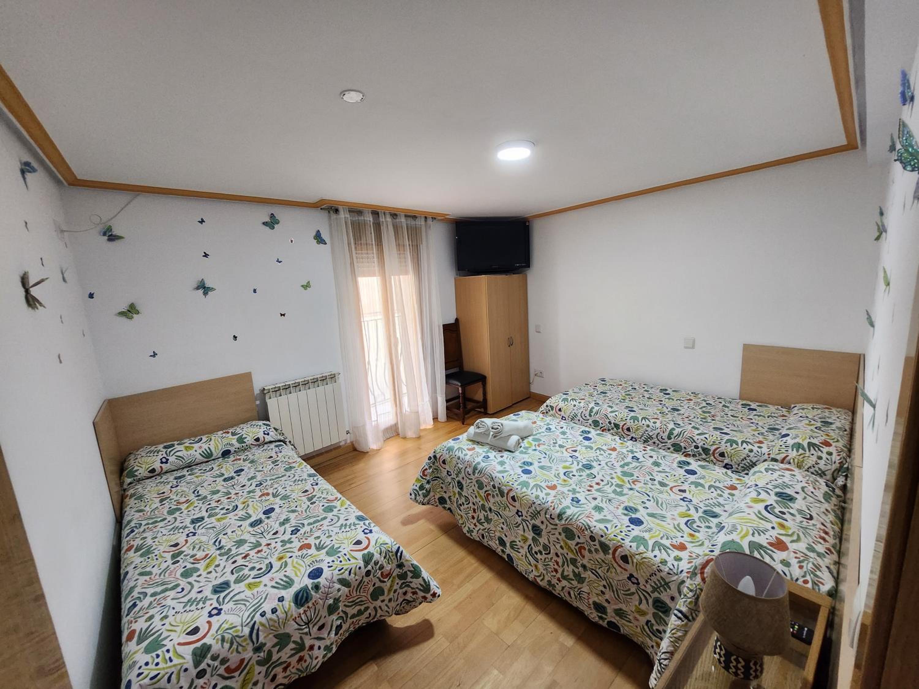 Habitación Triple Económica con Baño Compartido