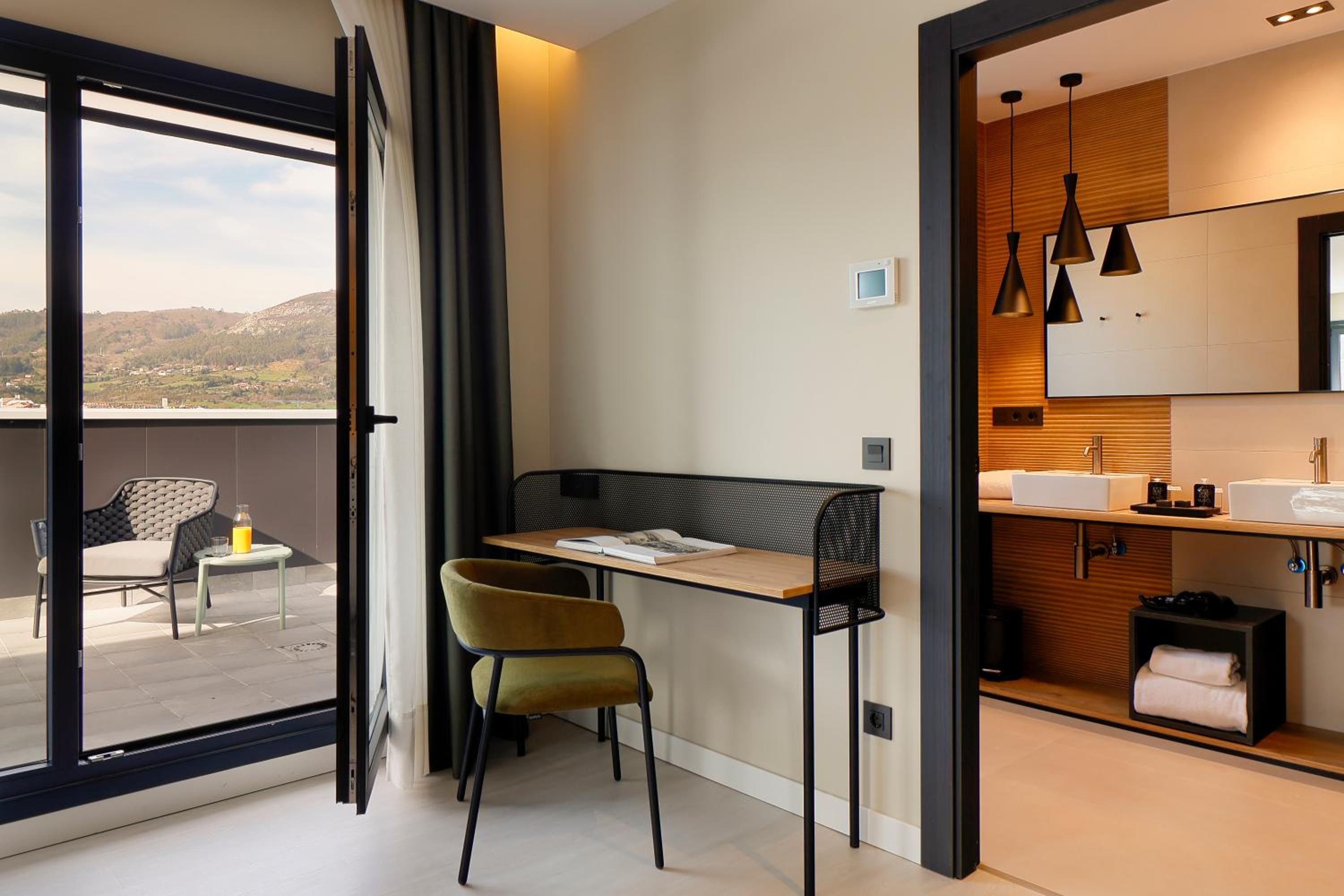 Superior Double Room with Terrace - Photo 13