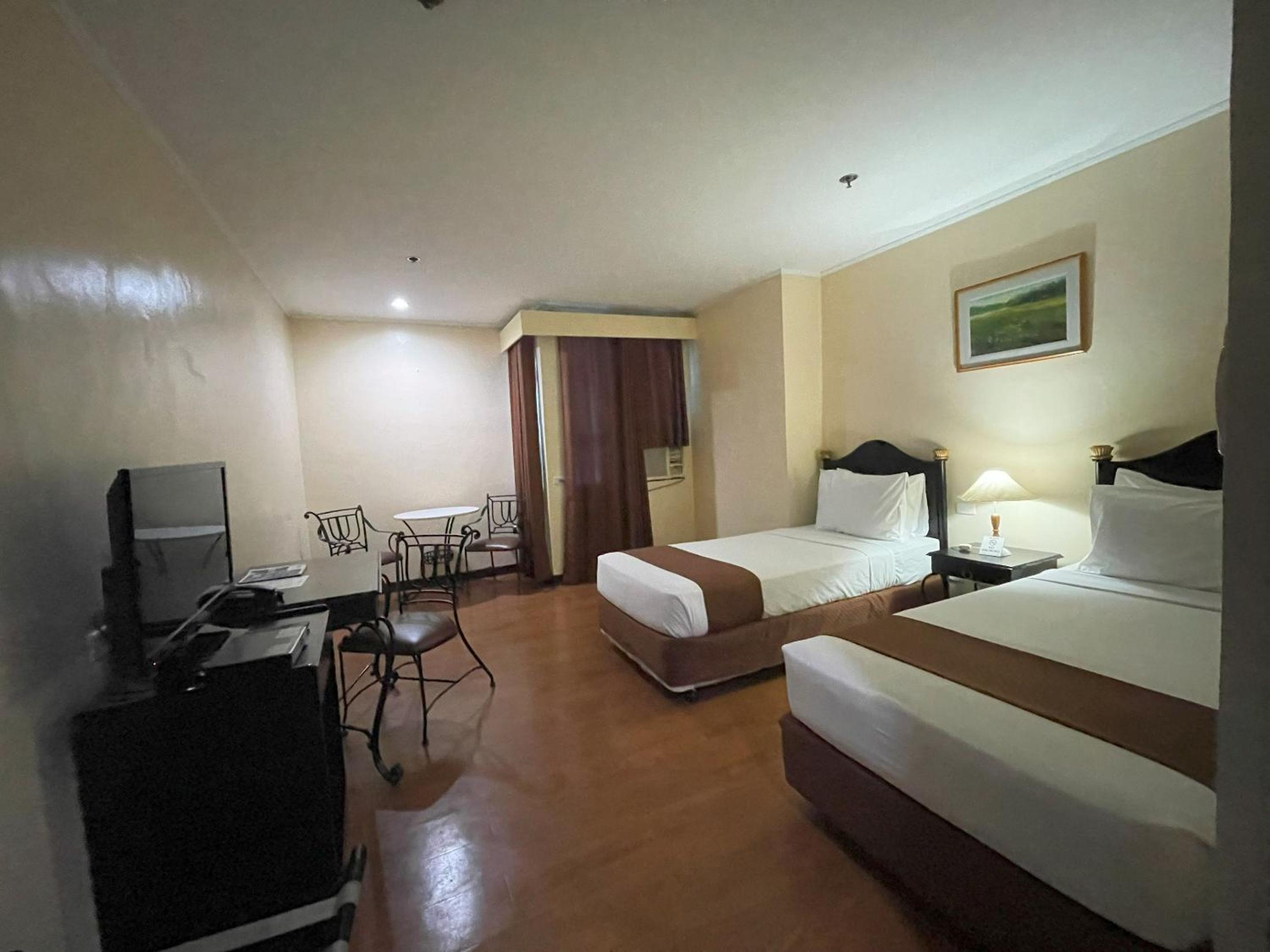 Superior Queen Room - Photo 9