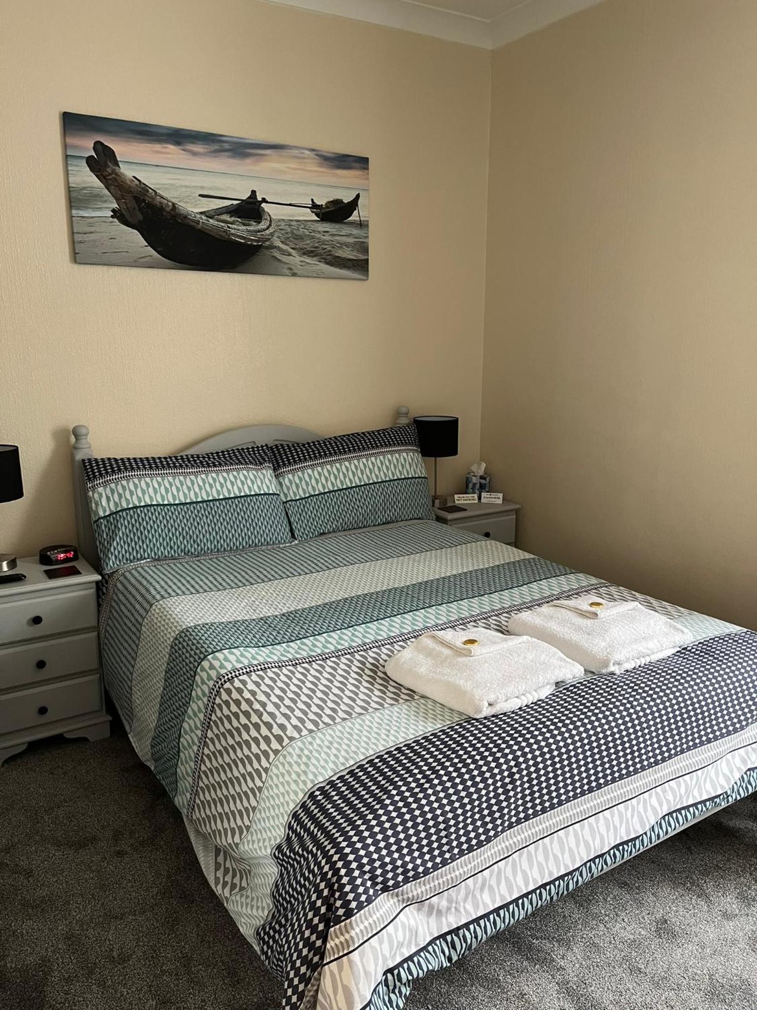 Family Room - Photo 4