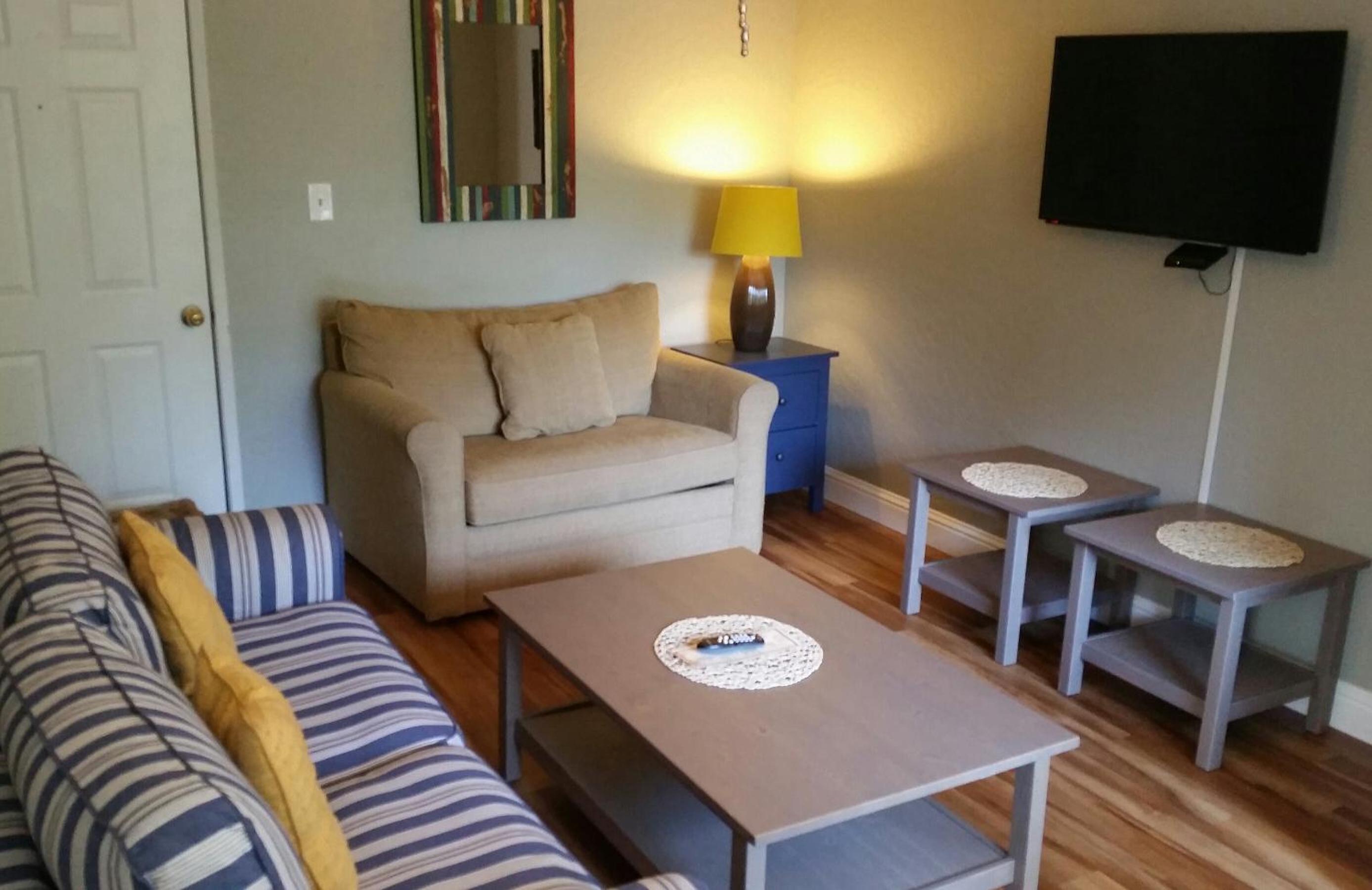 Deluxe King Suite