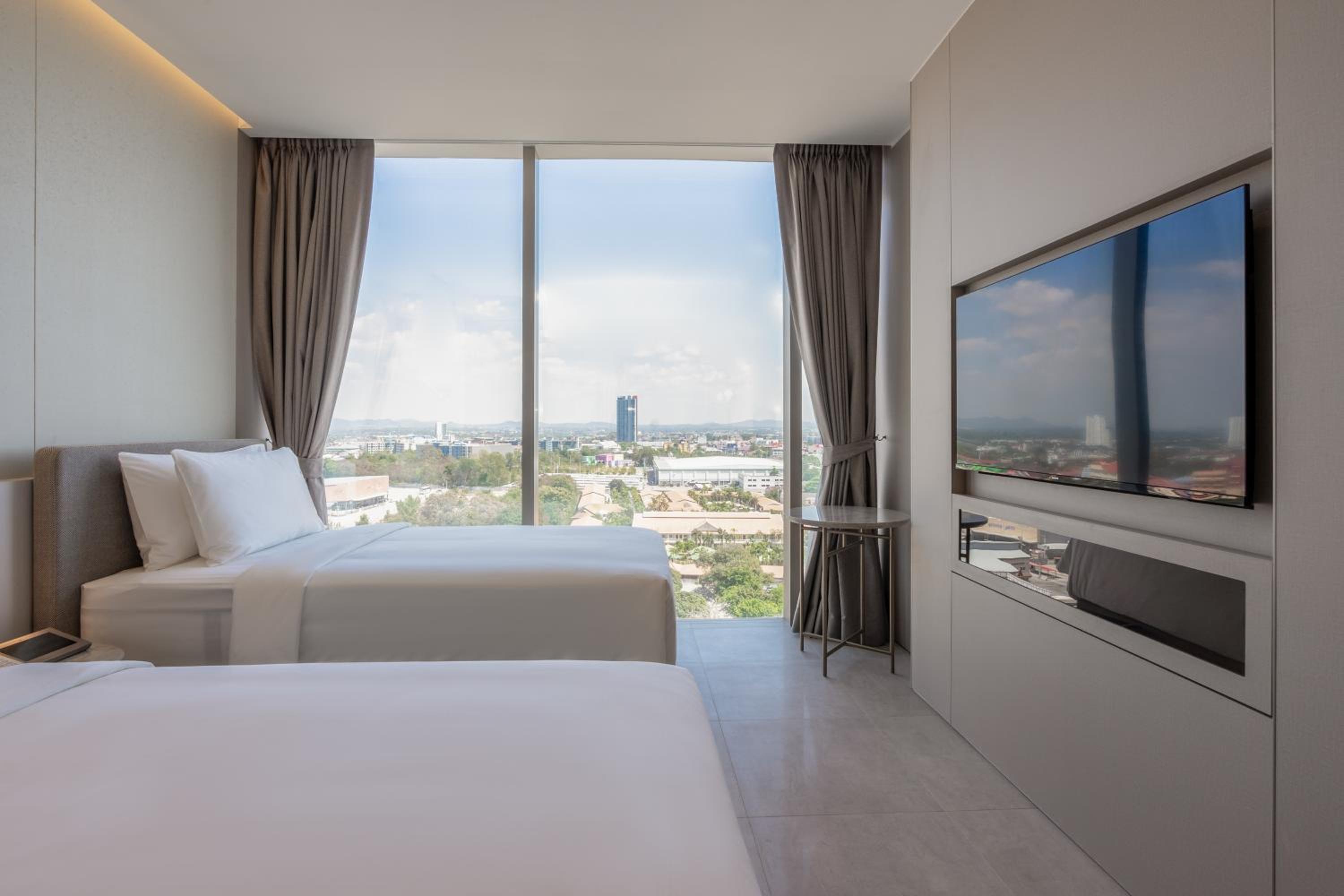 Luna Deluxe Sea View Twin