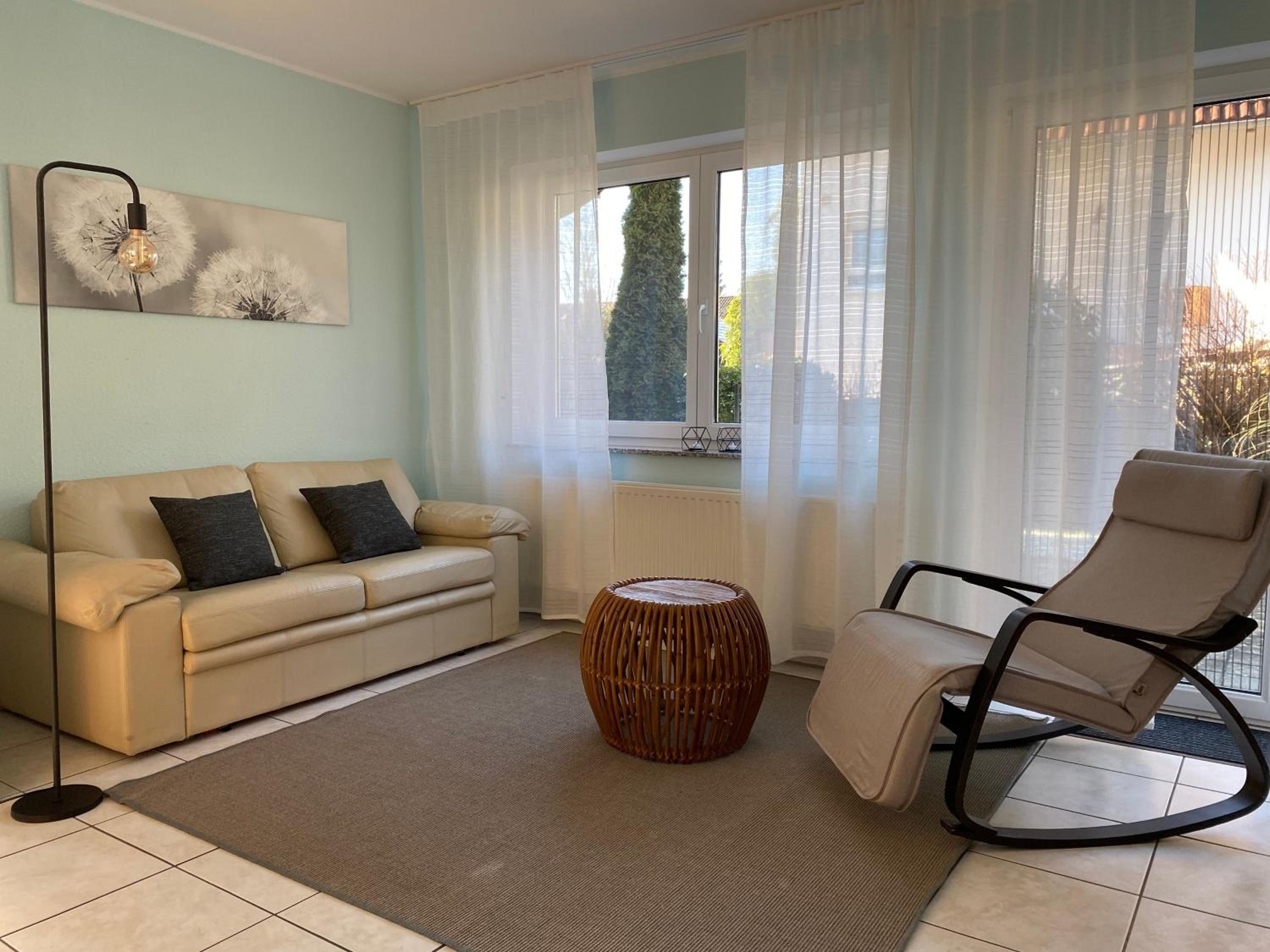 One-Bedroom Apartment with Terrace photo 1