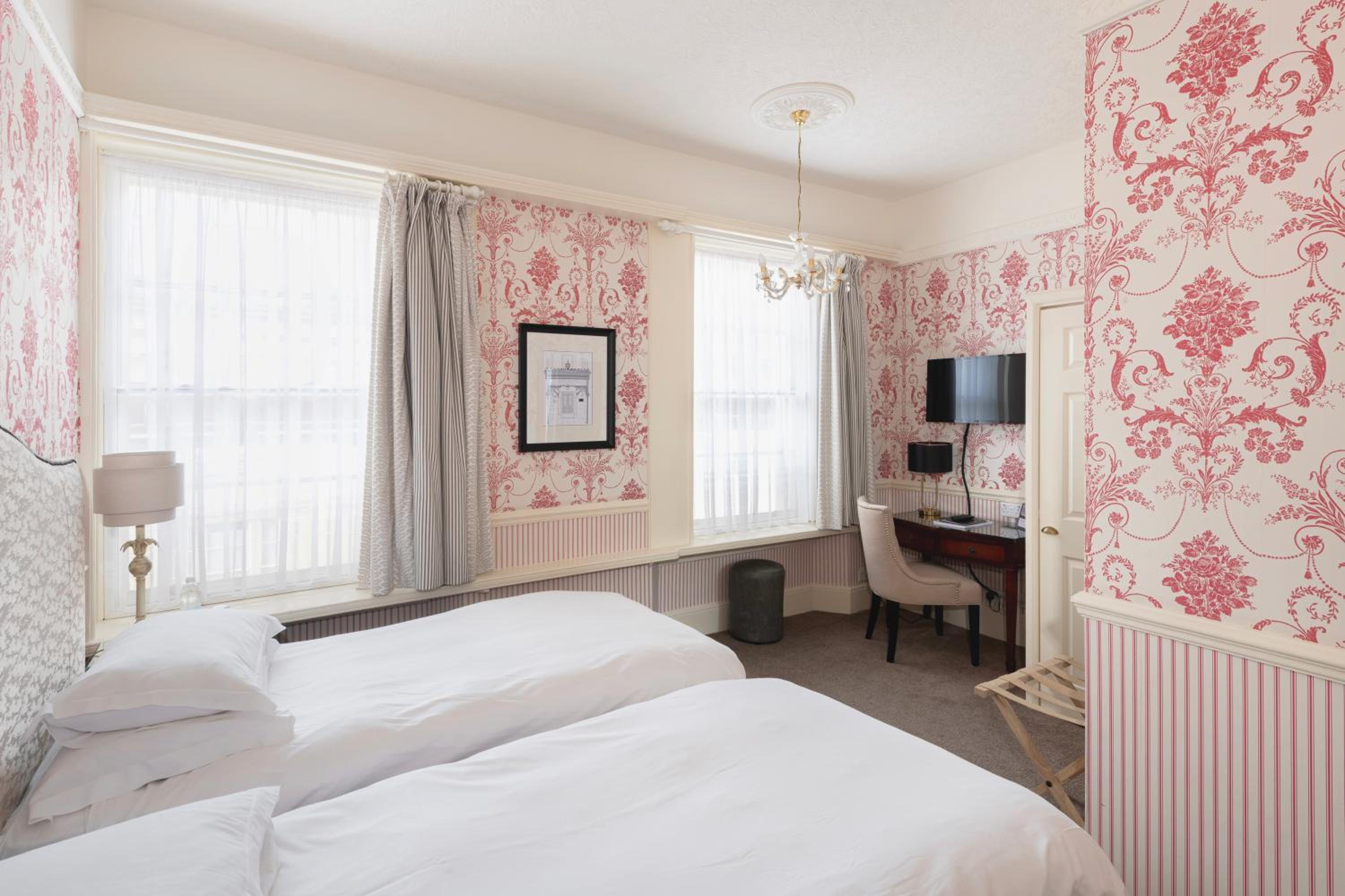 Classic Double or Twin Room