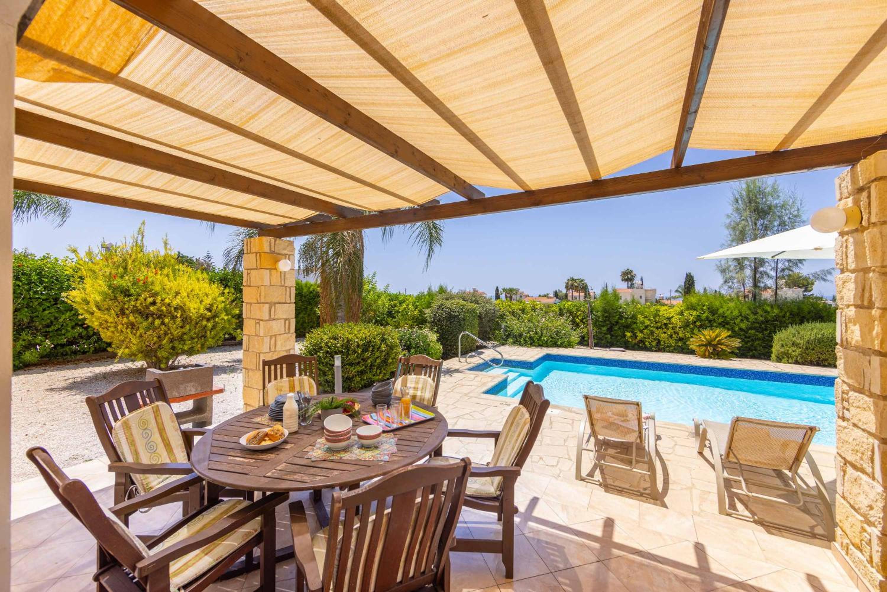 Villa photo 3