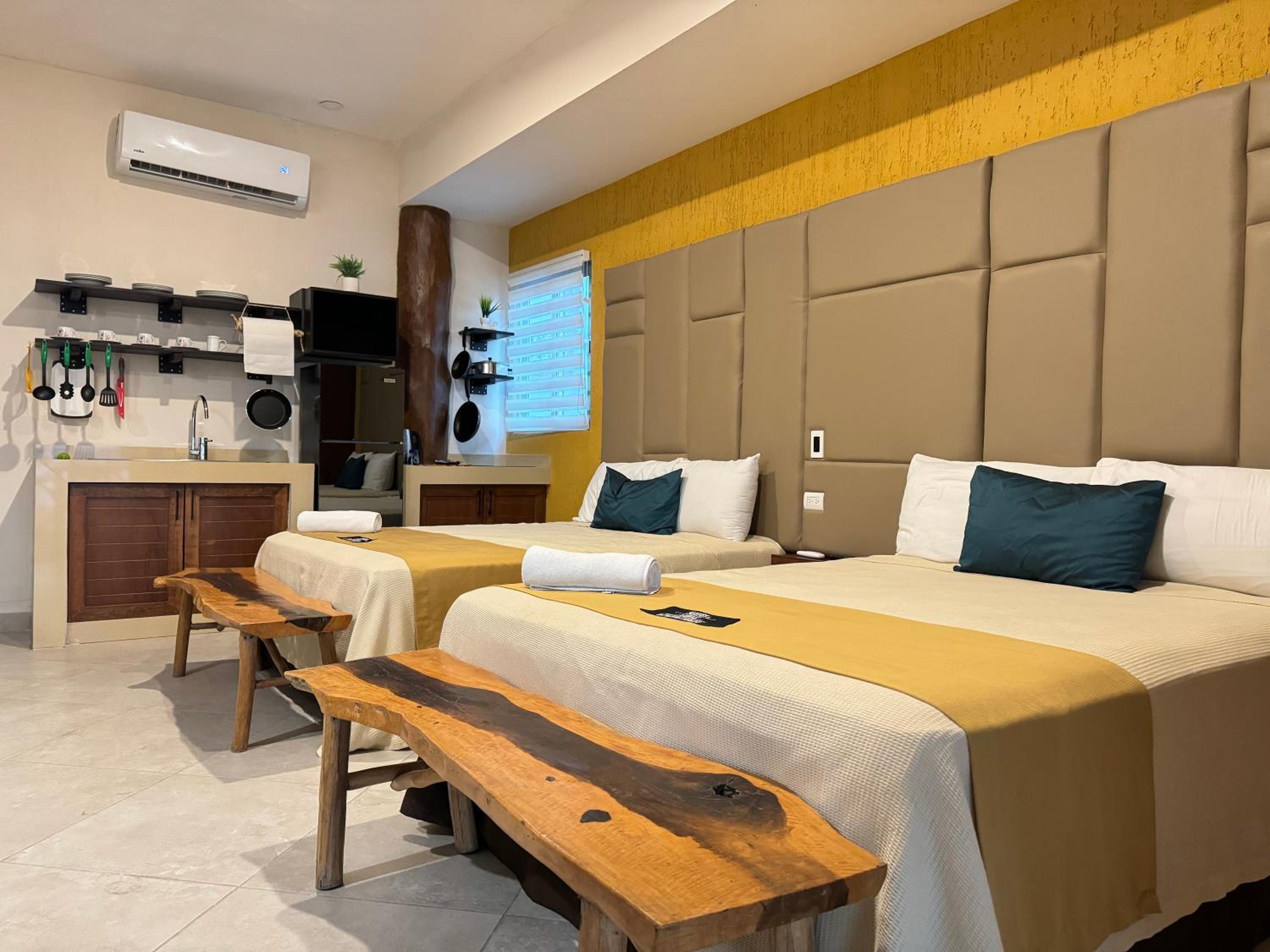 Double Room with Balcony photo 1