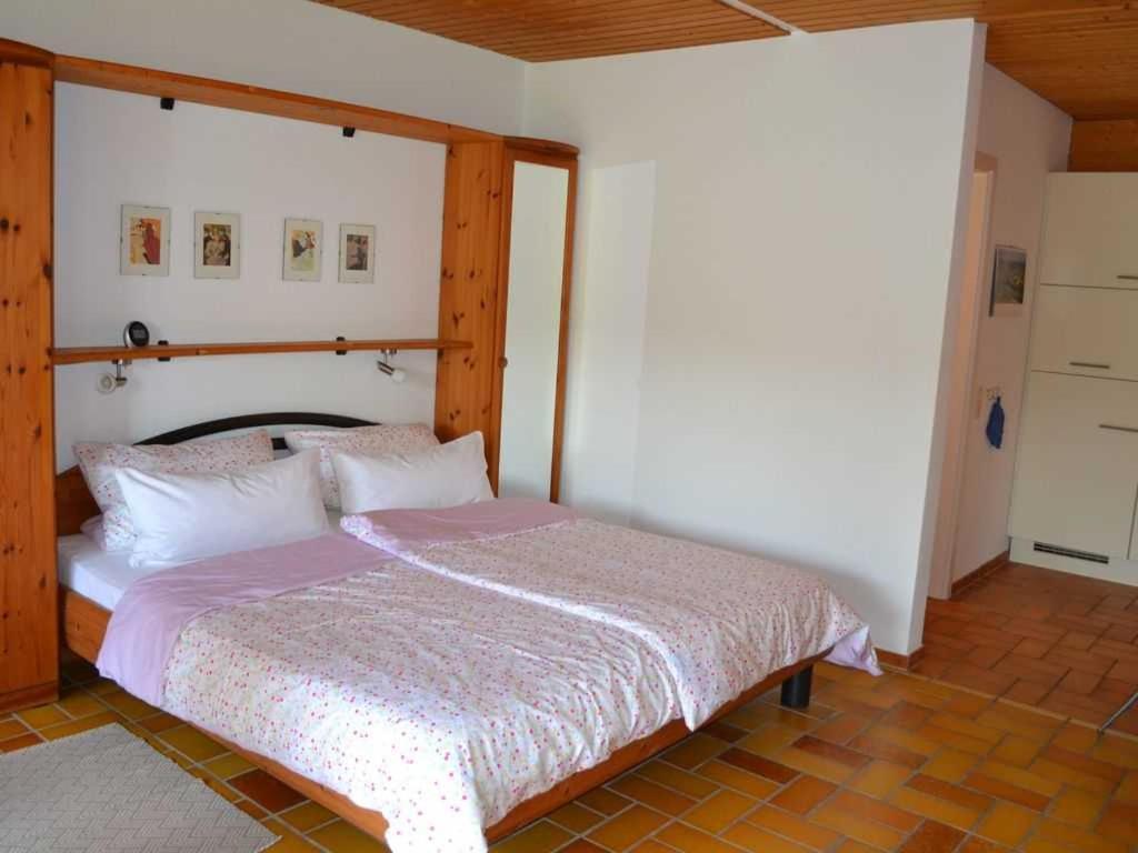 Apartment with Terrace photo 3