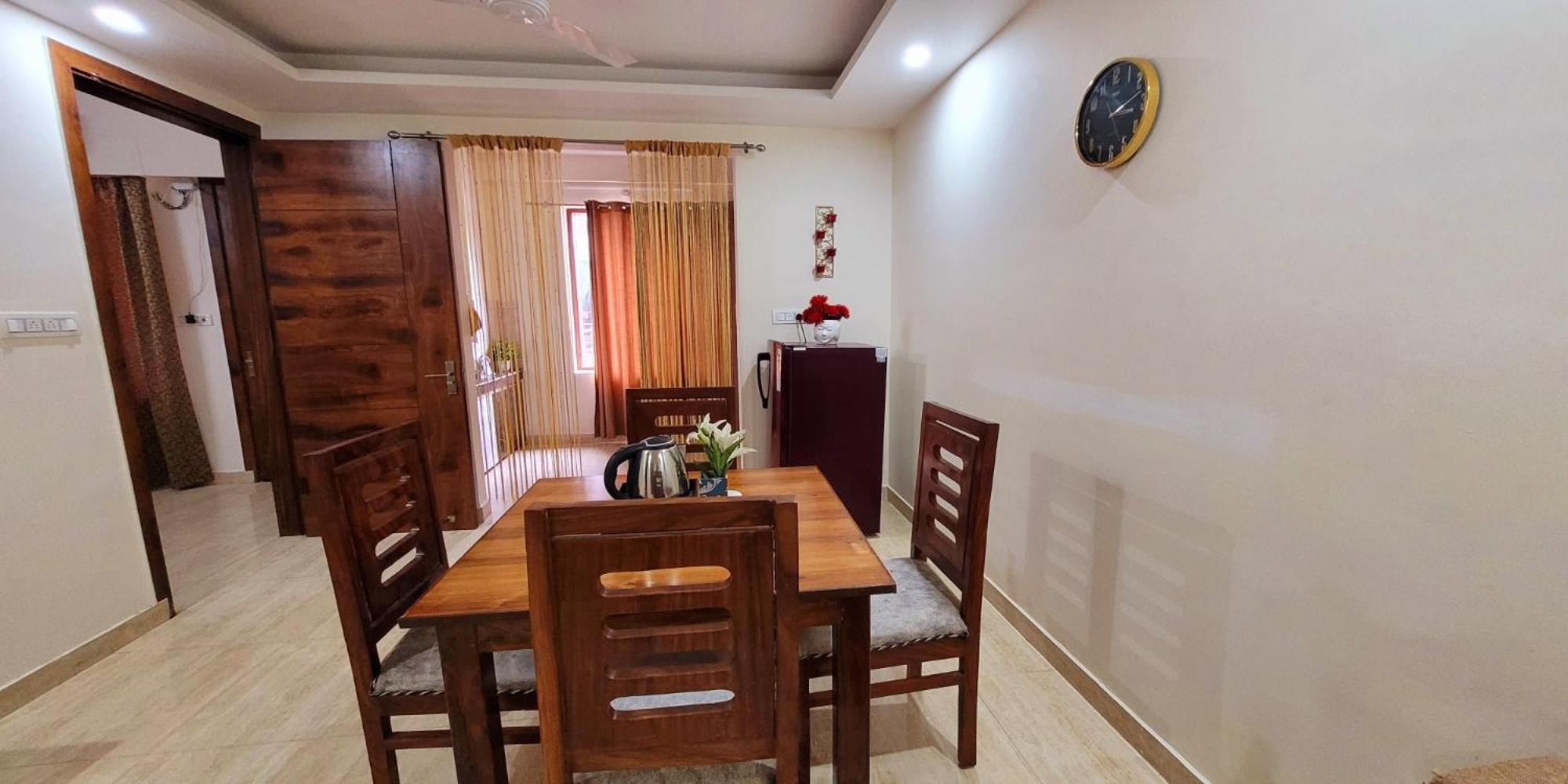 One-Bedroom Premium Apartment - Photo 5