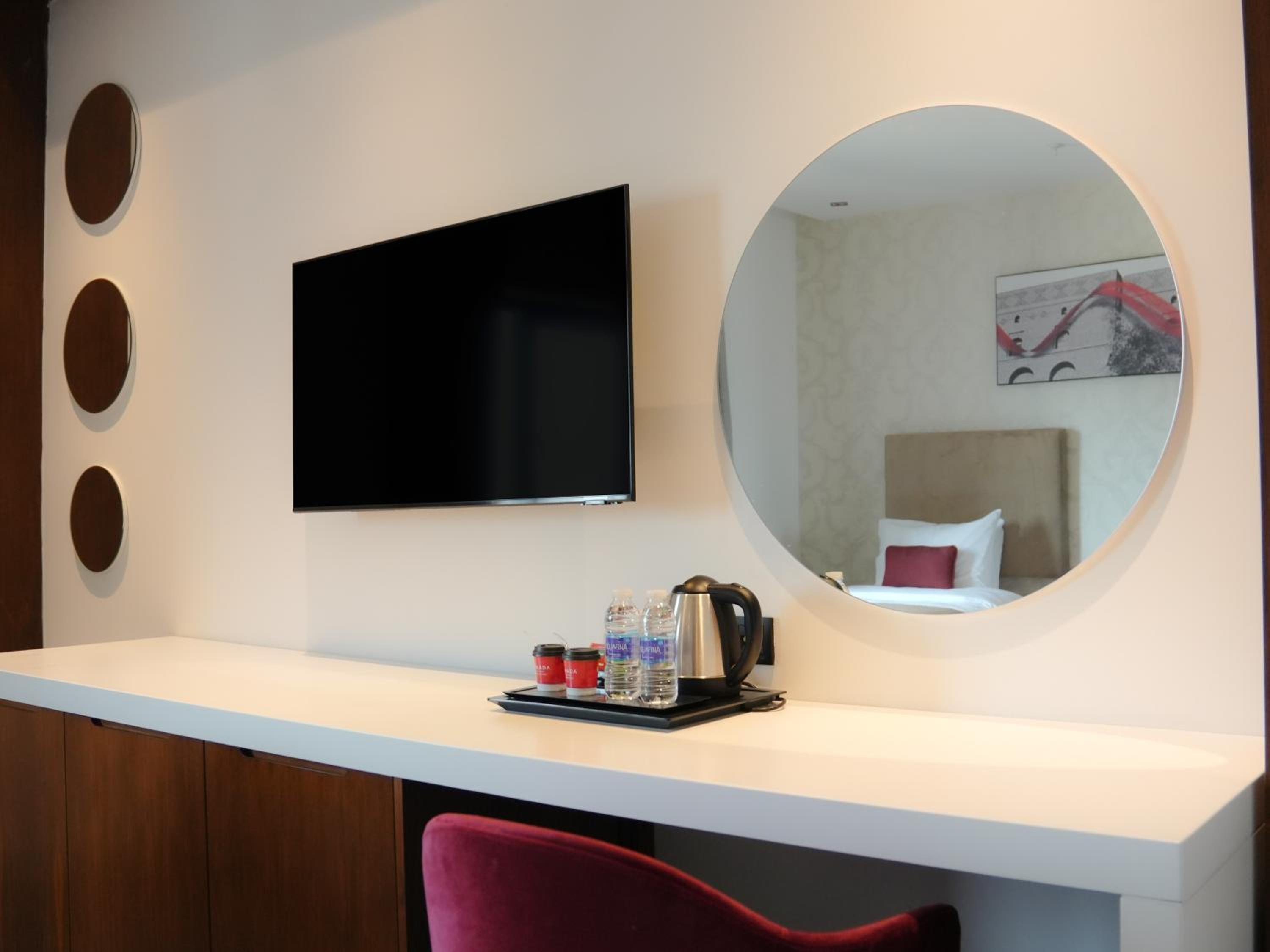 Twin Room - Photo 2