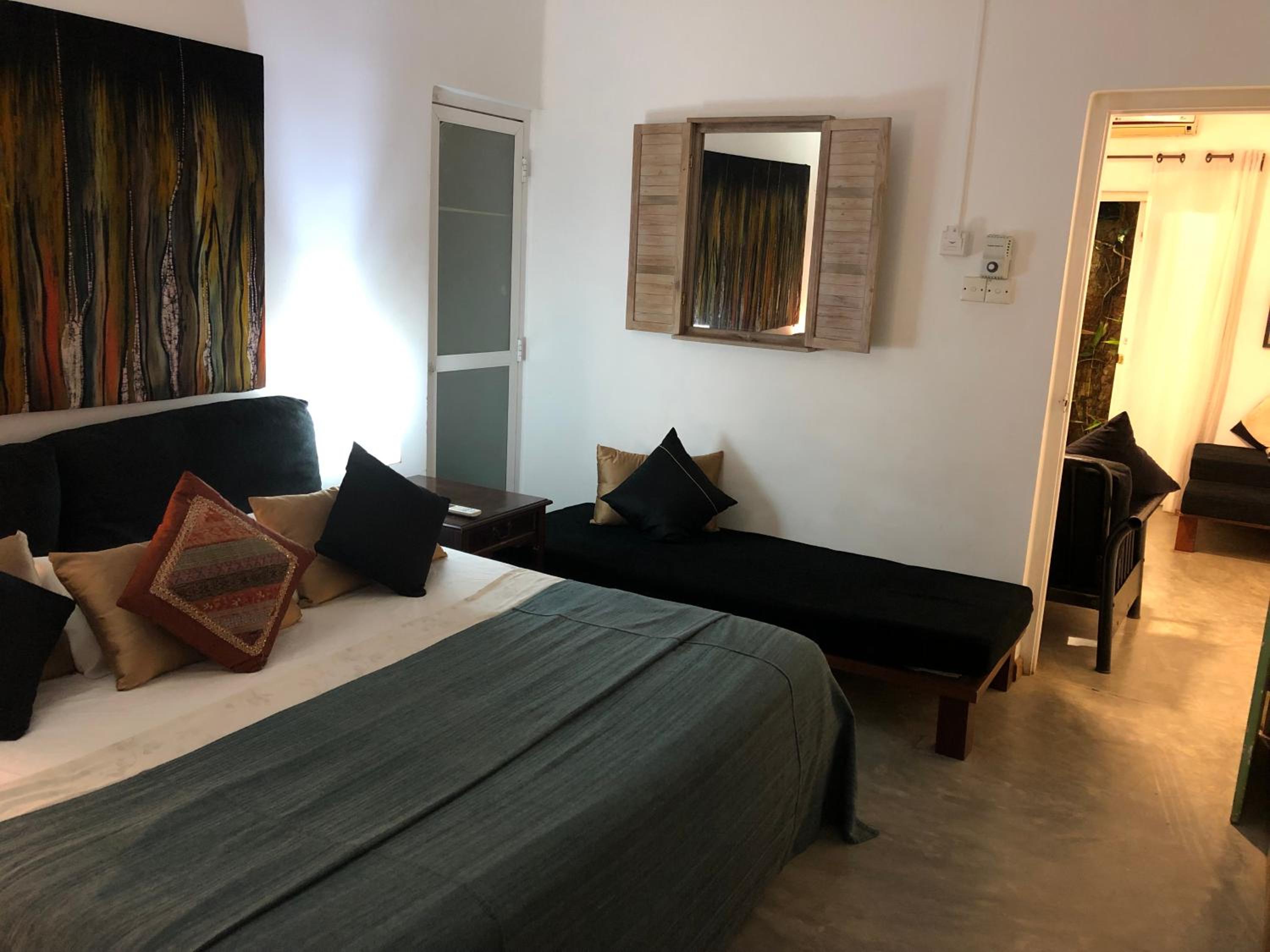 Deluxe Family Suite photo 2
