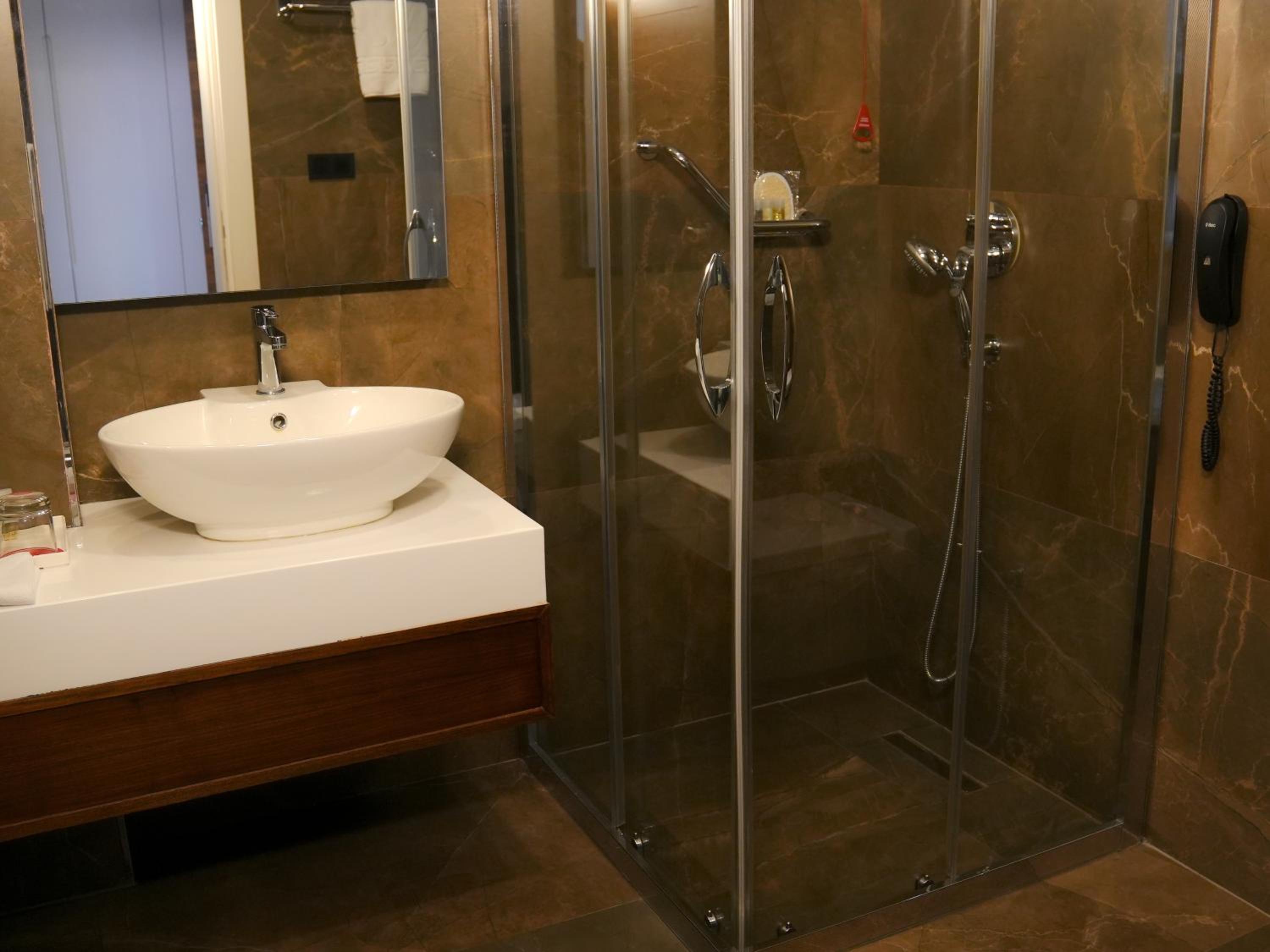 Superior King Room - Photo 2