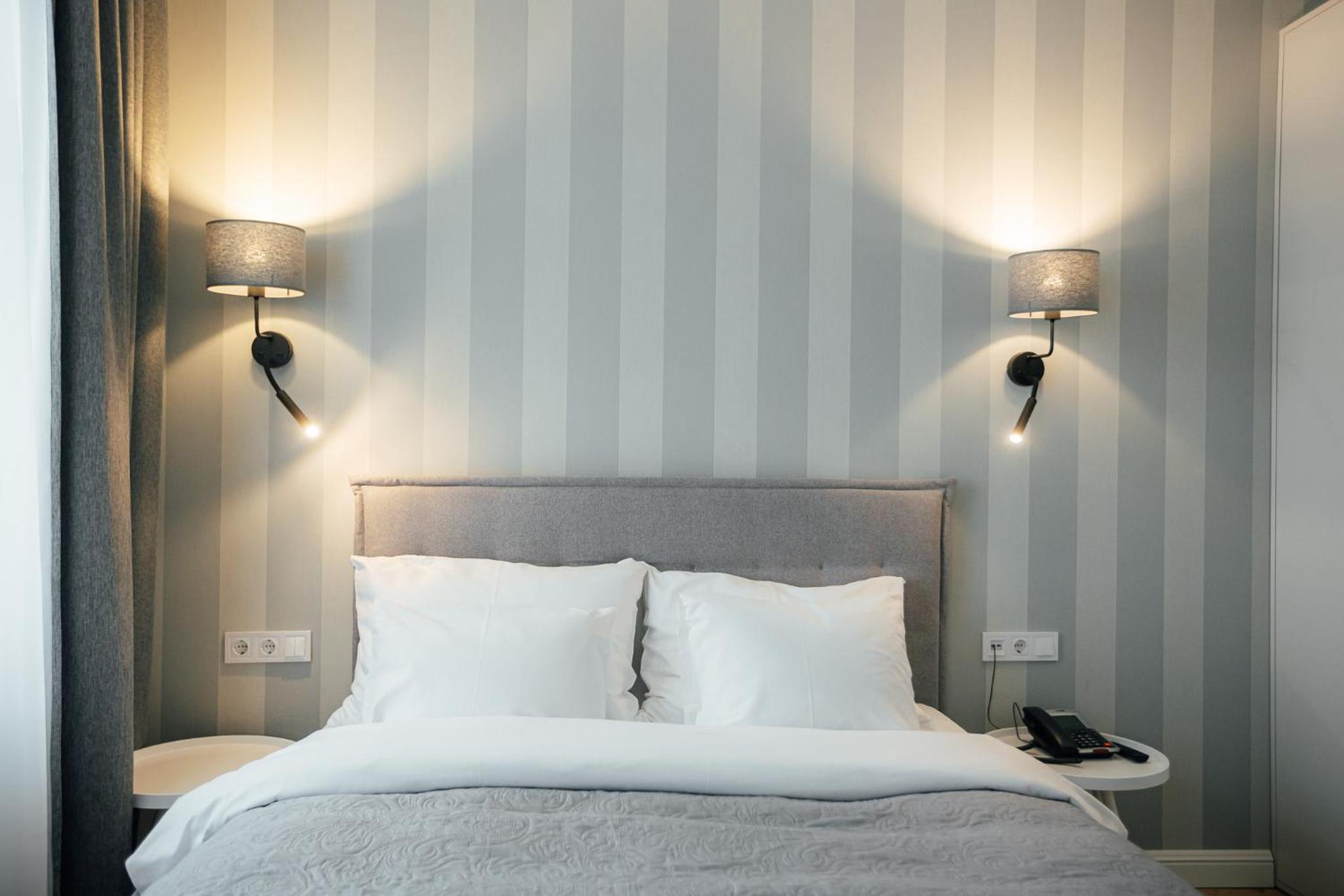 Double Room - Photo 8