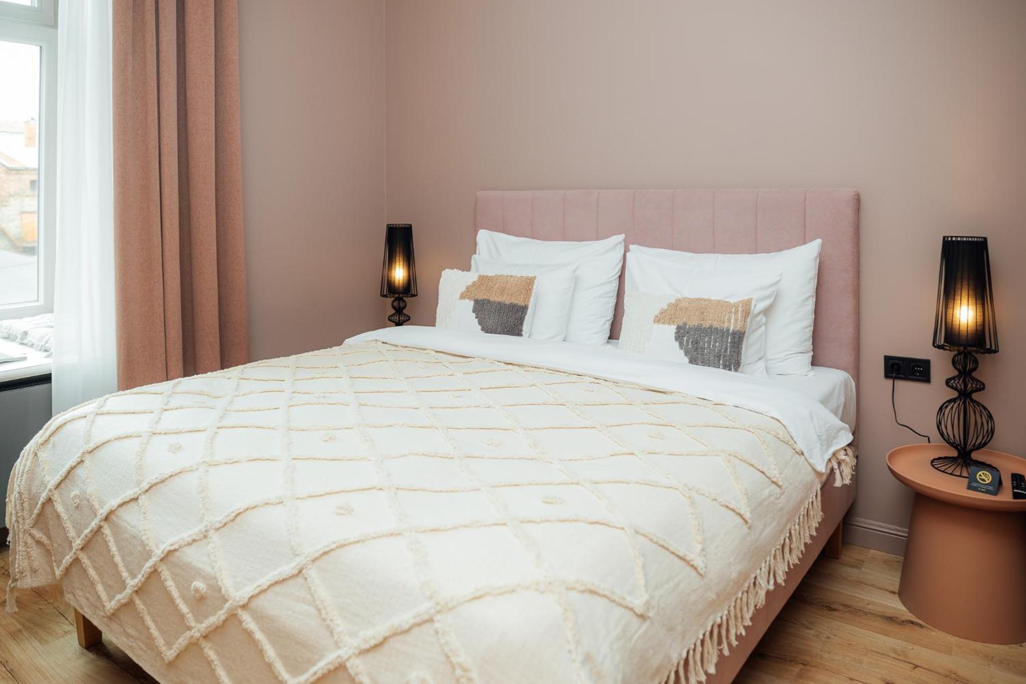 Double Room - Photo 1