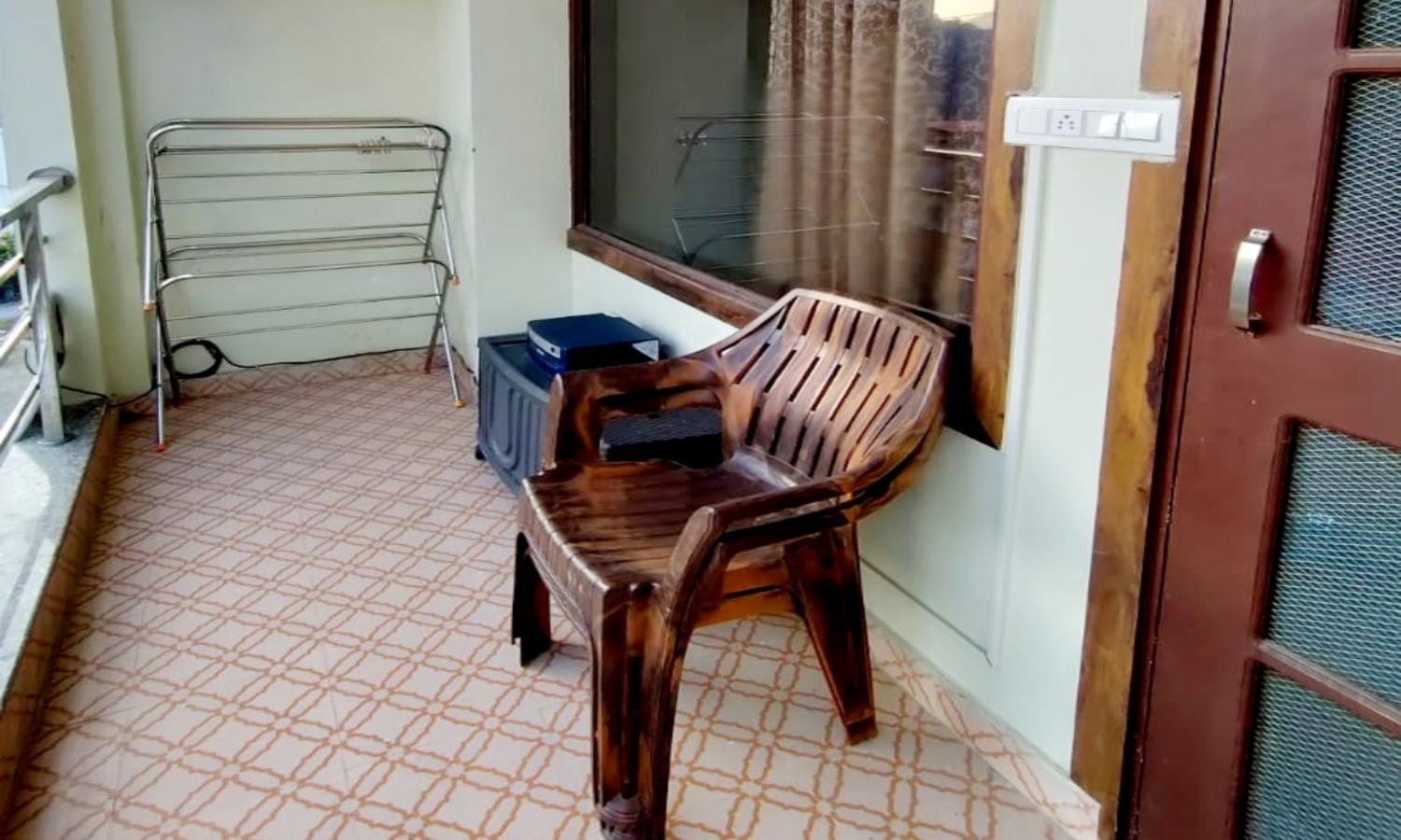 One-Bedroom Premium Apartment - Photo 2