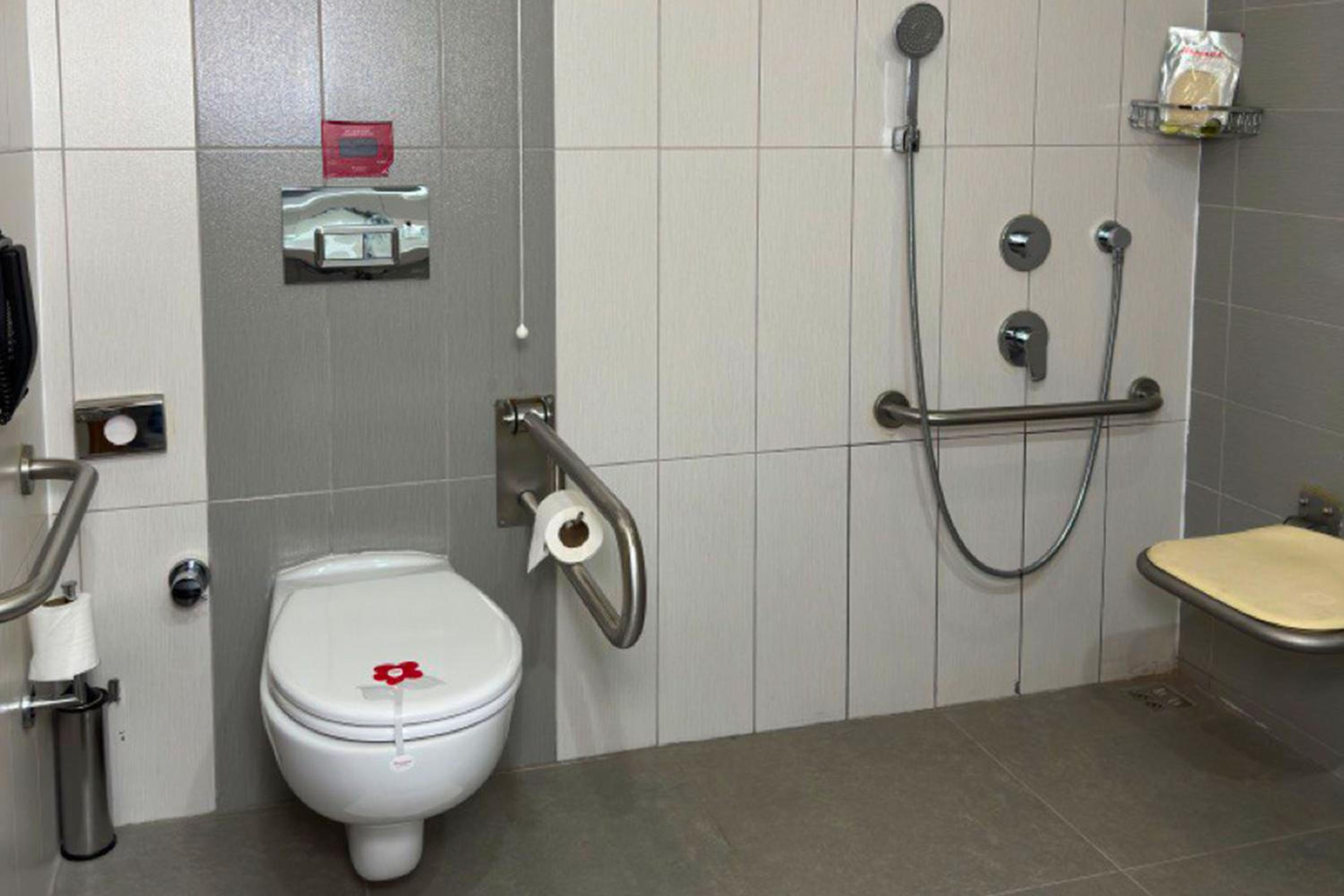 King Room - Mobility Access photo 2