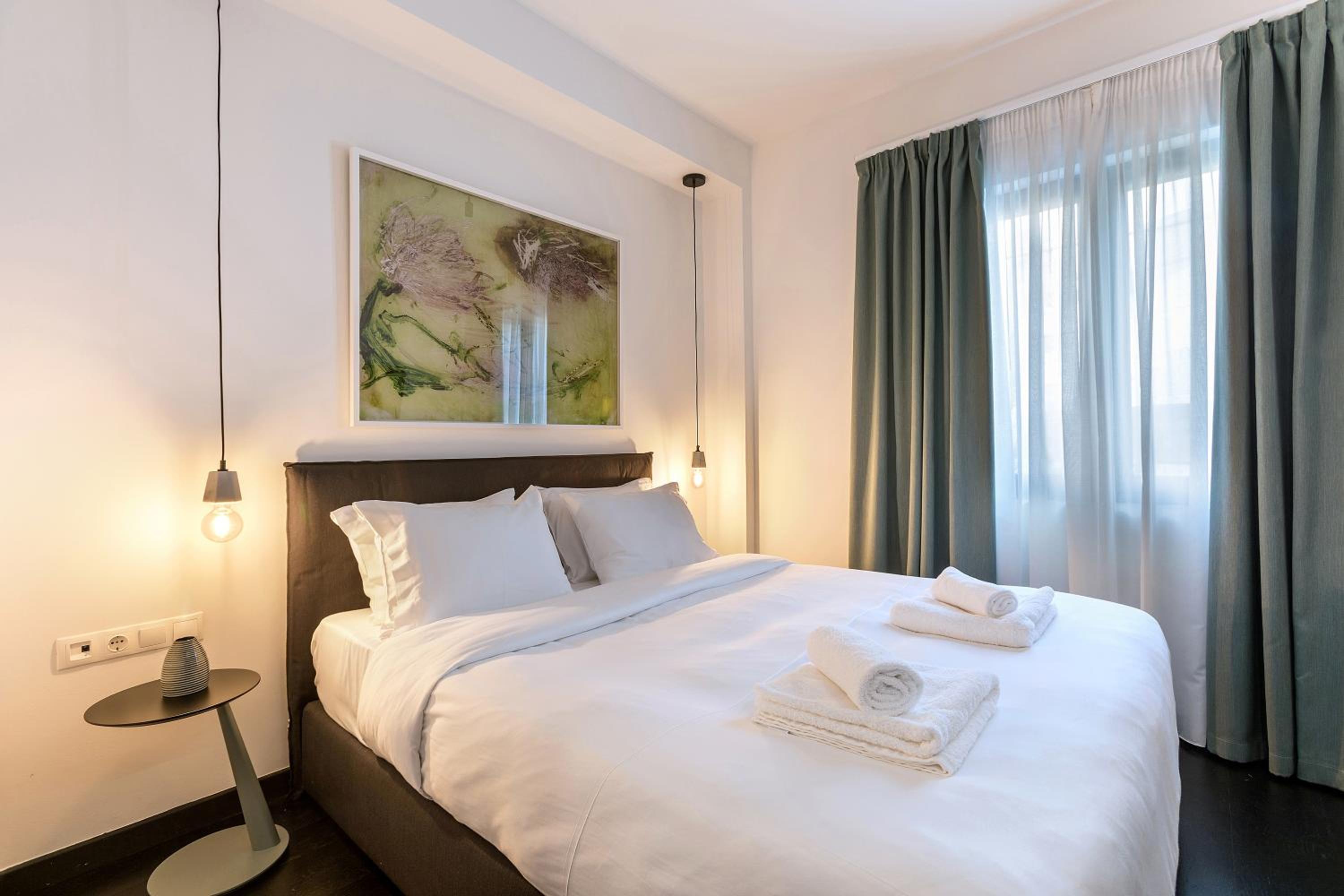 Deluxe Junior Suite photo 2