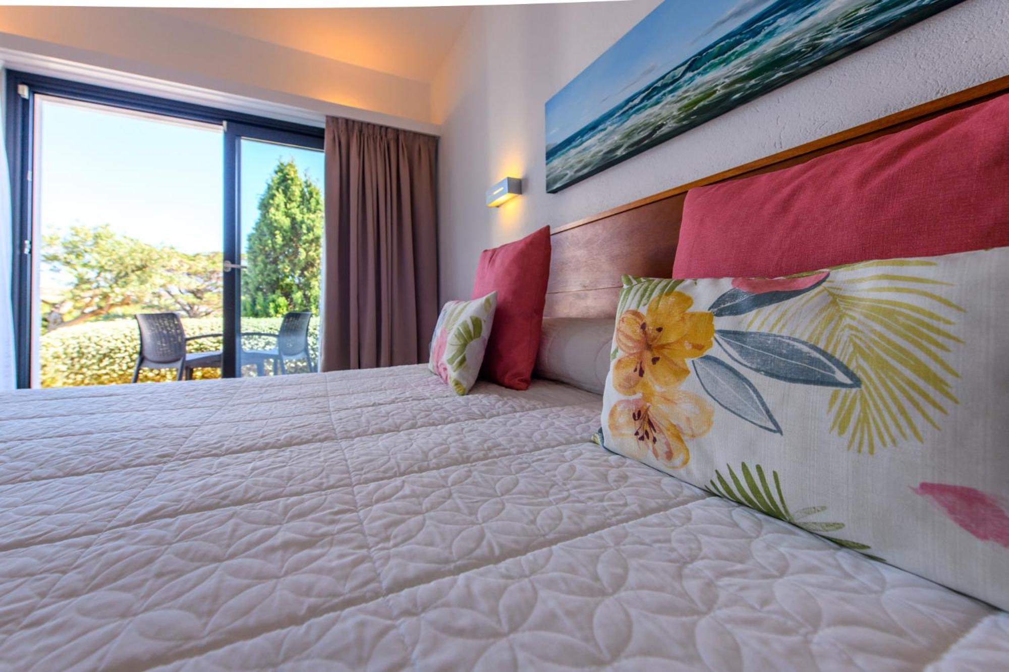Double Room with Lateral Sea View photo 2