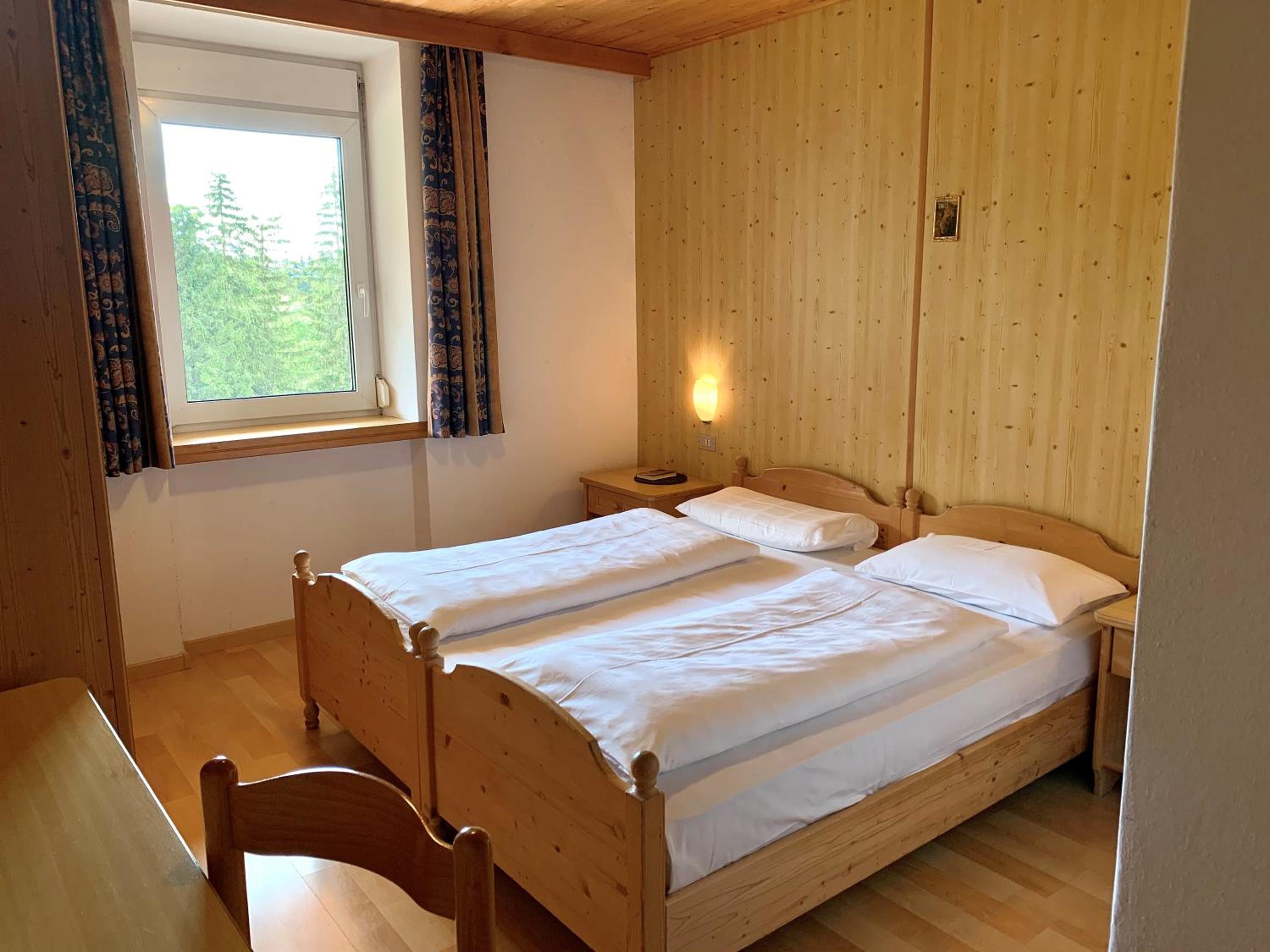 Double or Twin Room photo 2