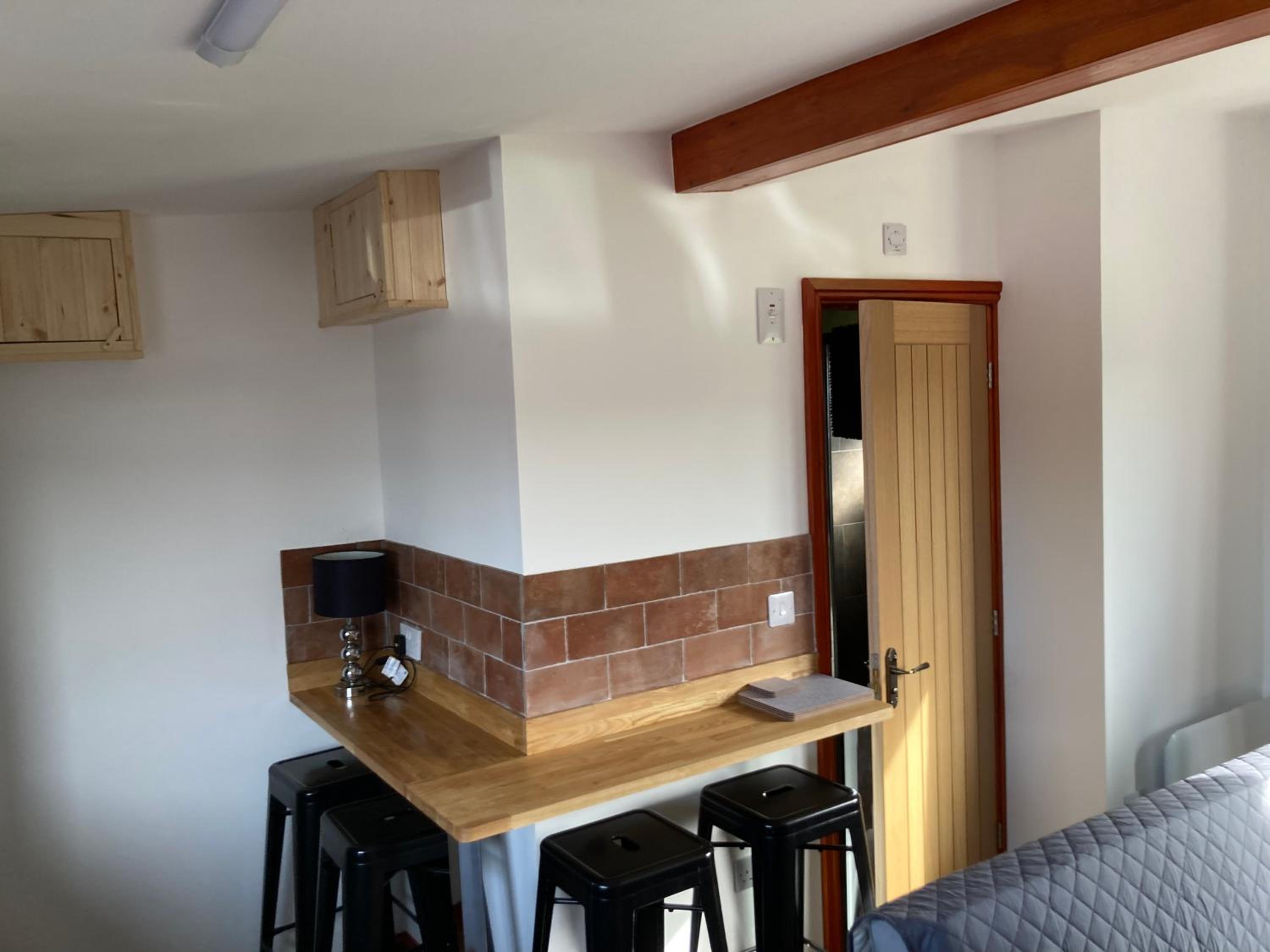 Two-Bedroom Apartment - Photo 8
