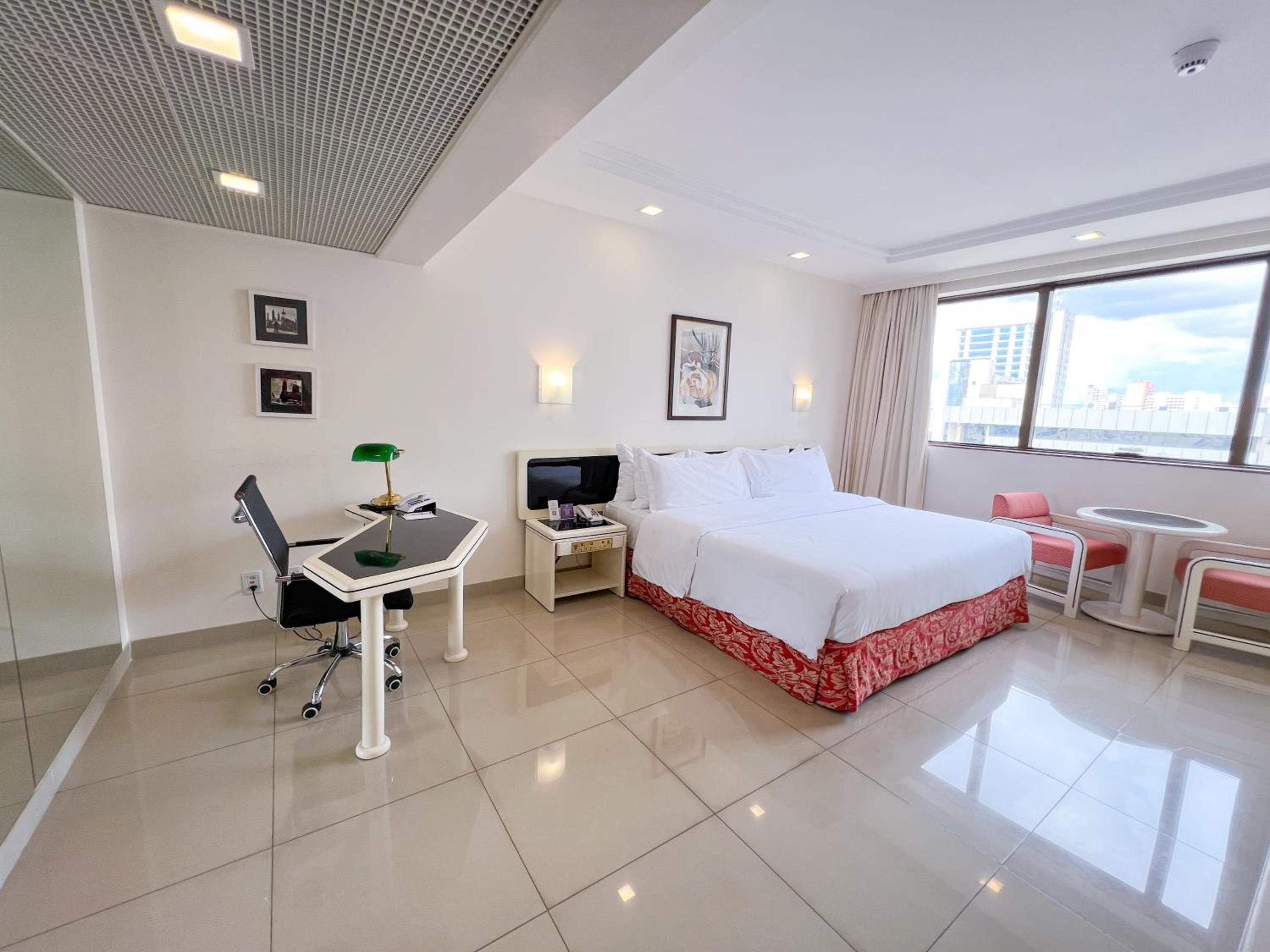 Executive Suite