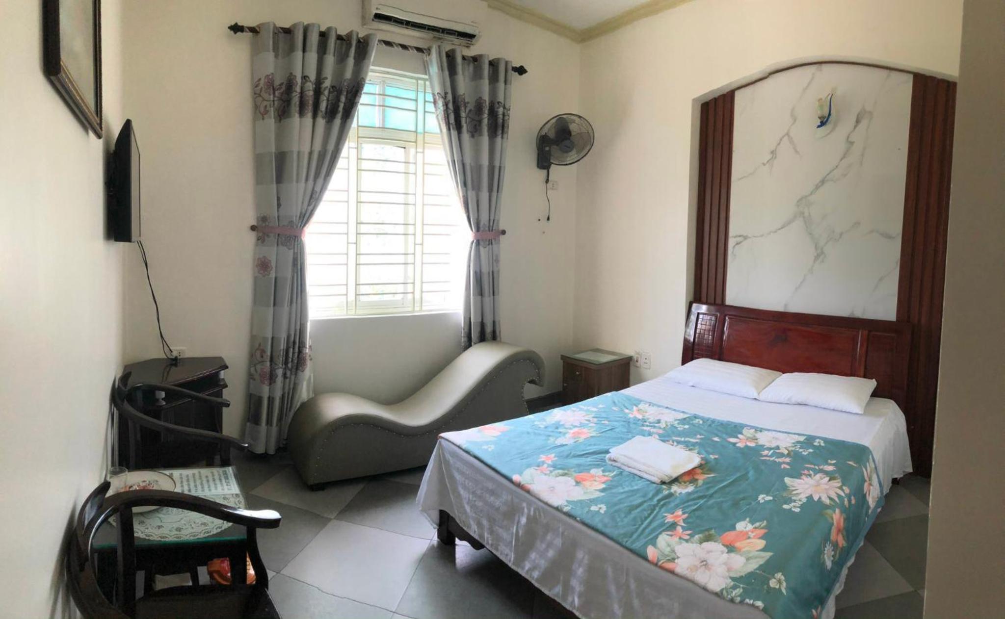Double Room with Private Bathroom photo 1