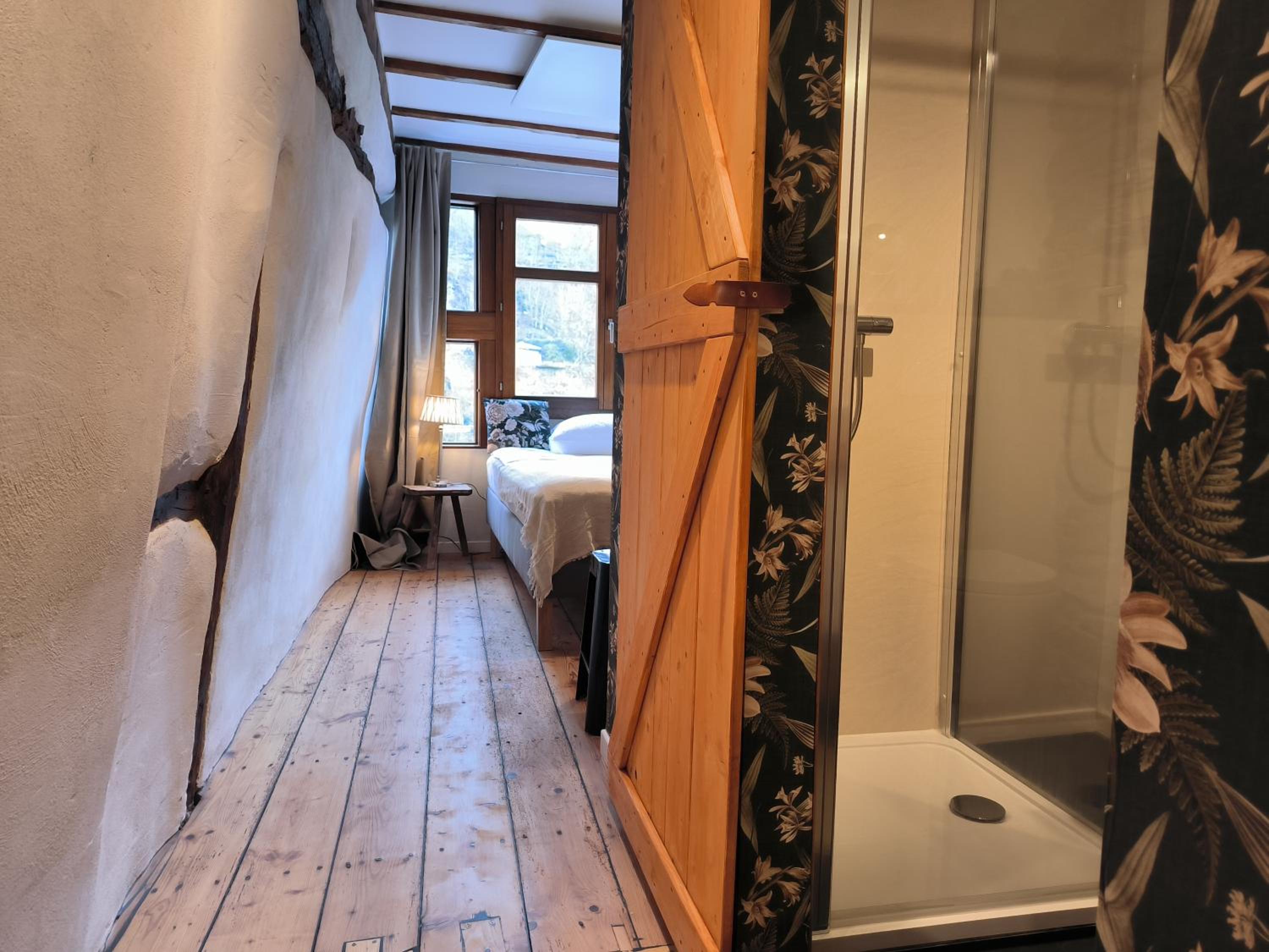 Two-Bedroom House photo 1