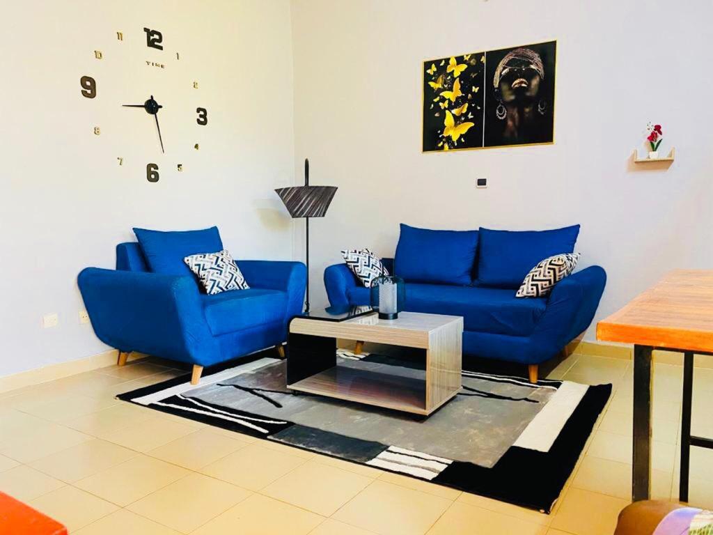 One-Bedroom Apartment photo 2