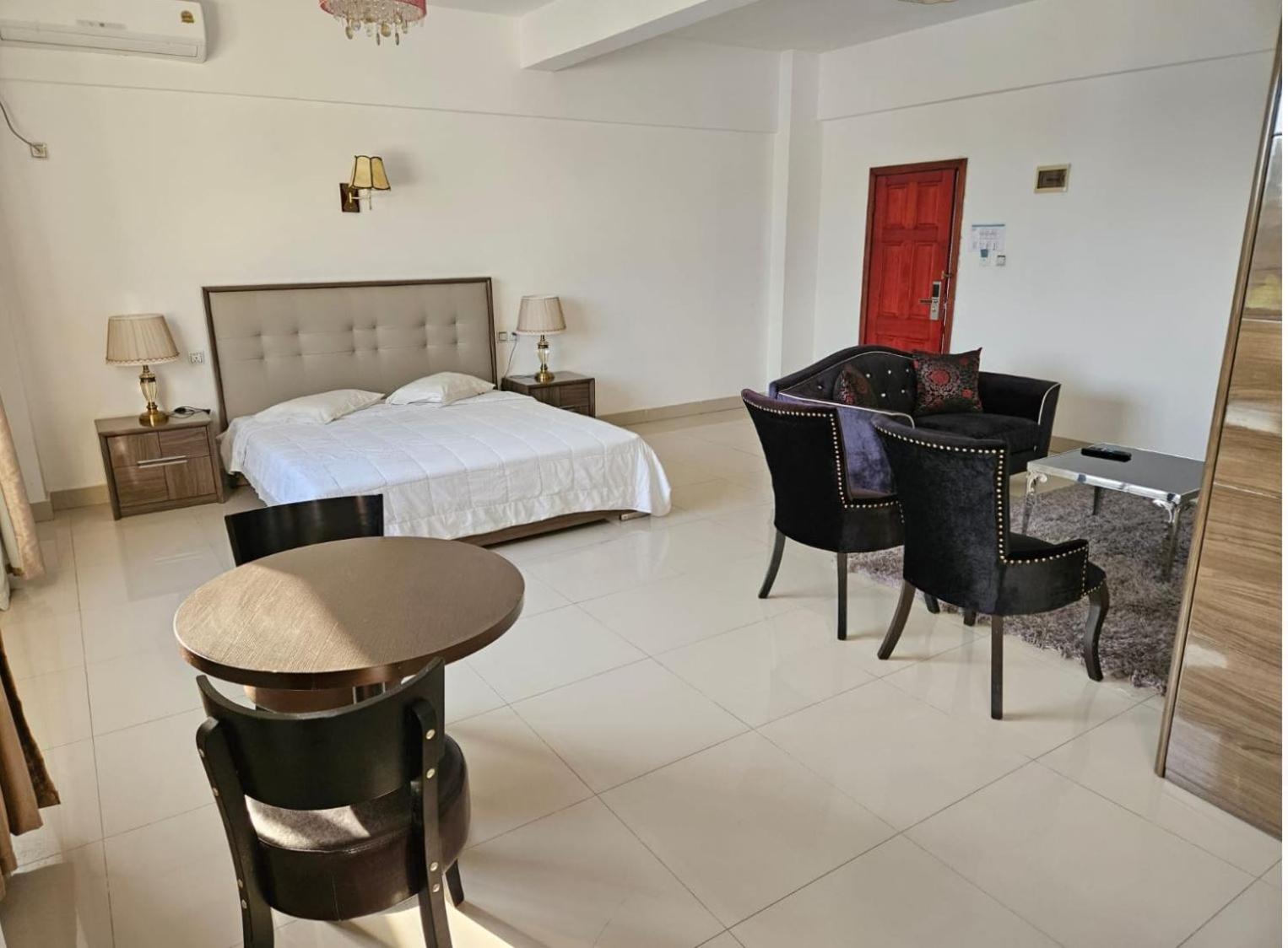 Executive Suite