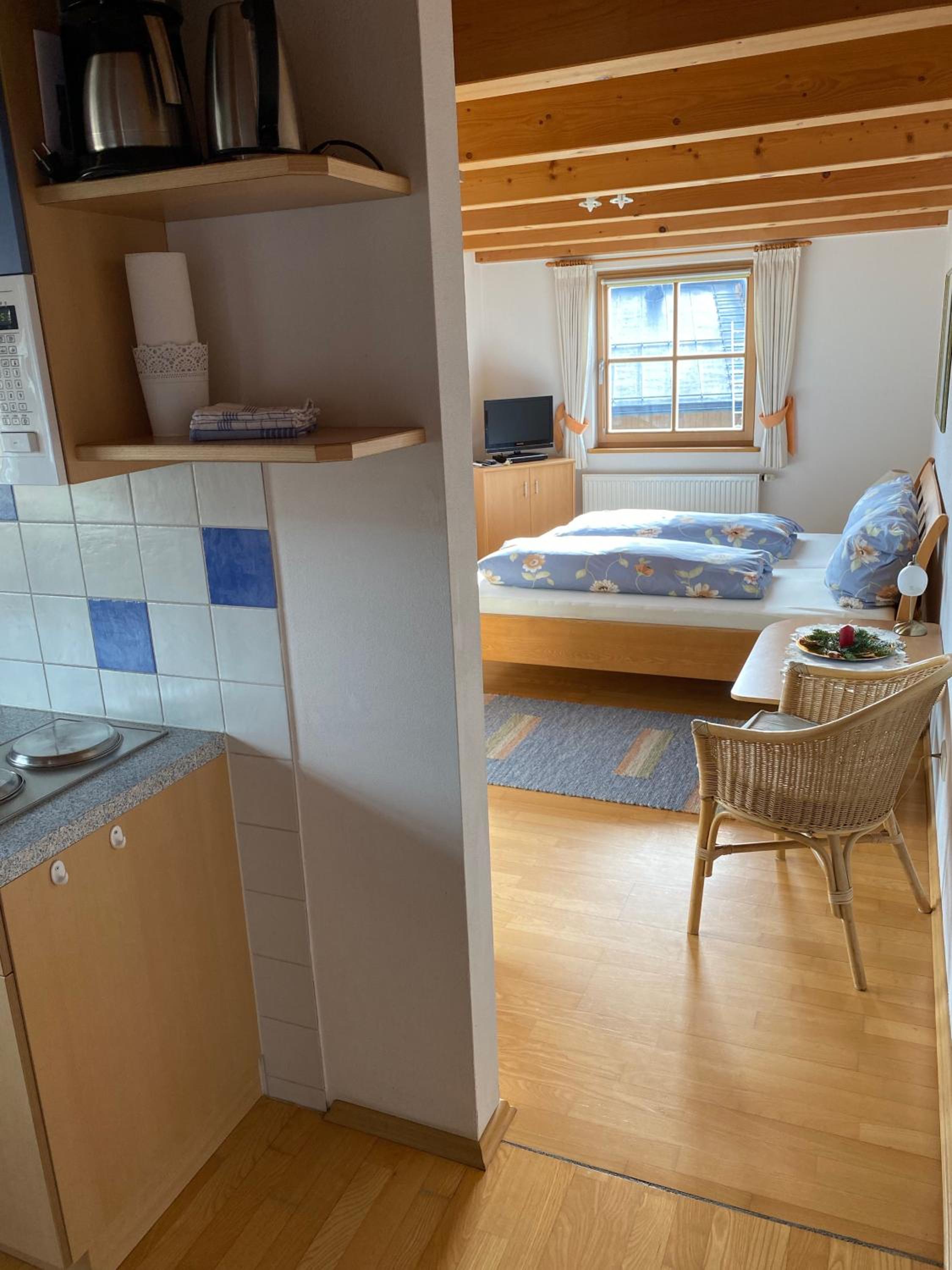 1 Room Apartment with view of the Walmberg Mountain photo 1