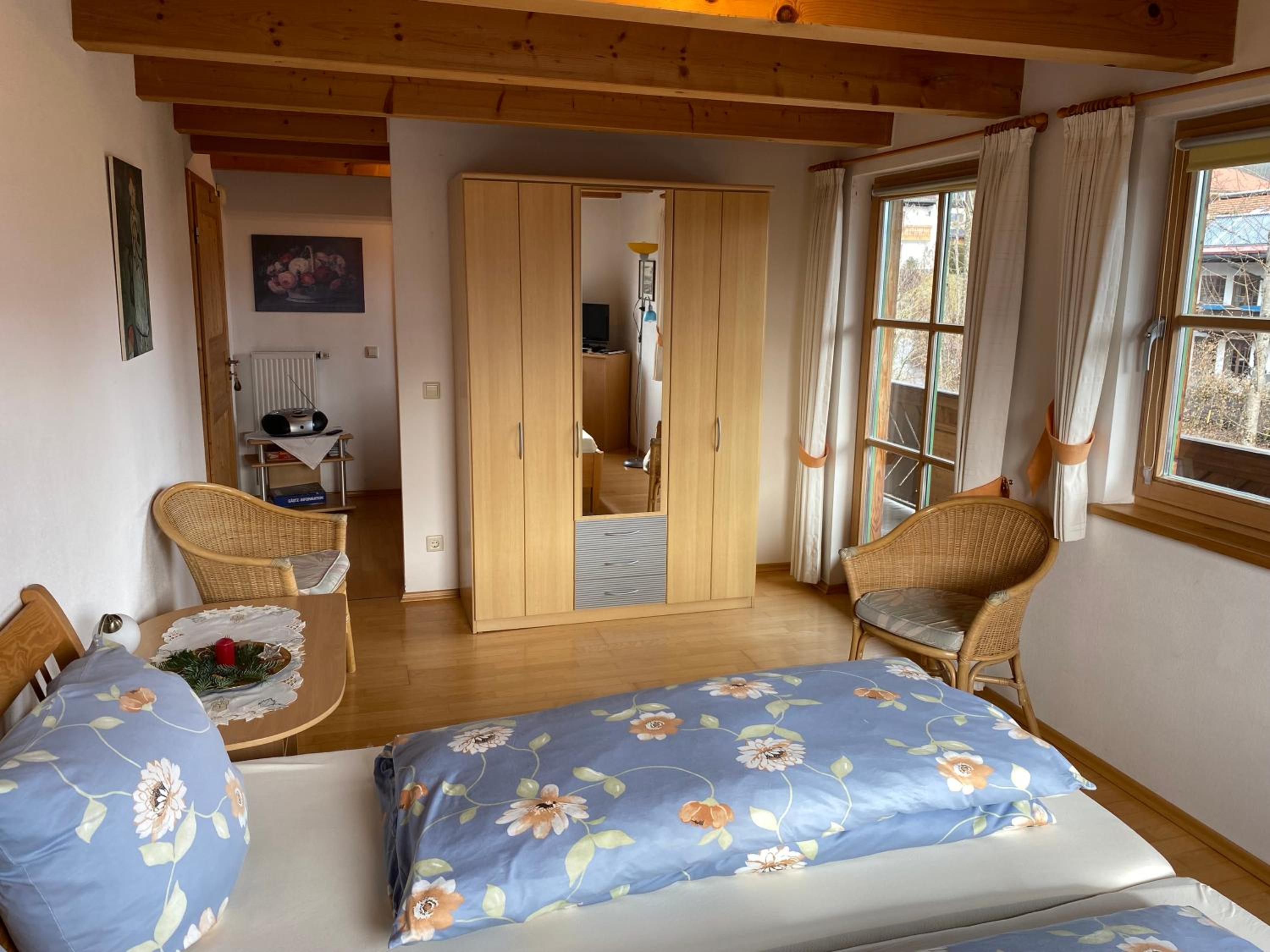 1 Room Apartment with view of the Walmberg Mountain photo 2