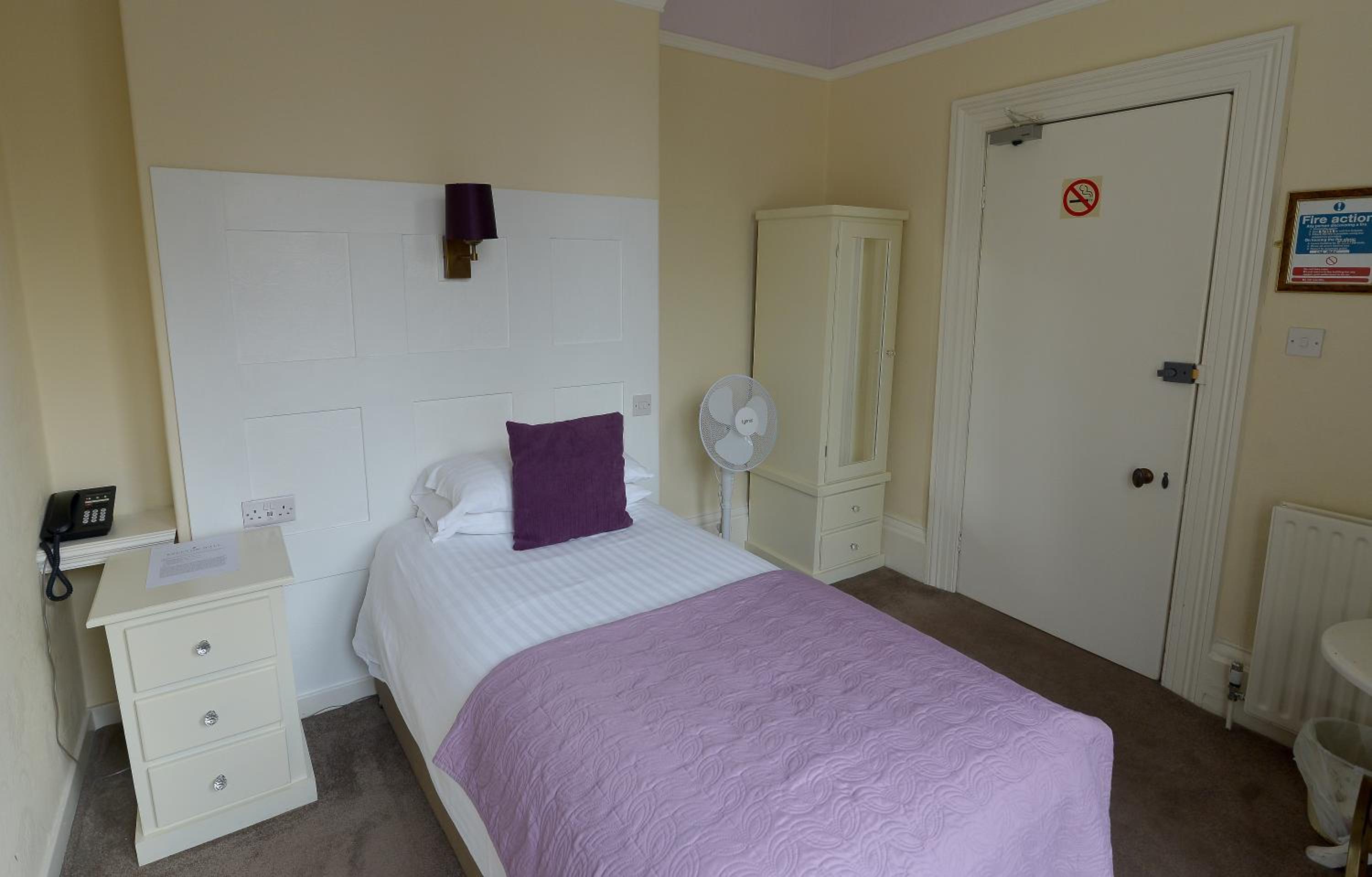 Standard Single Room