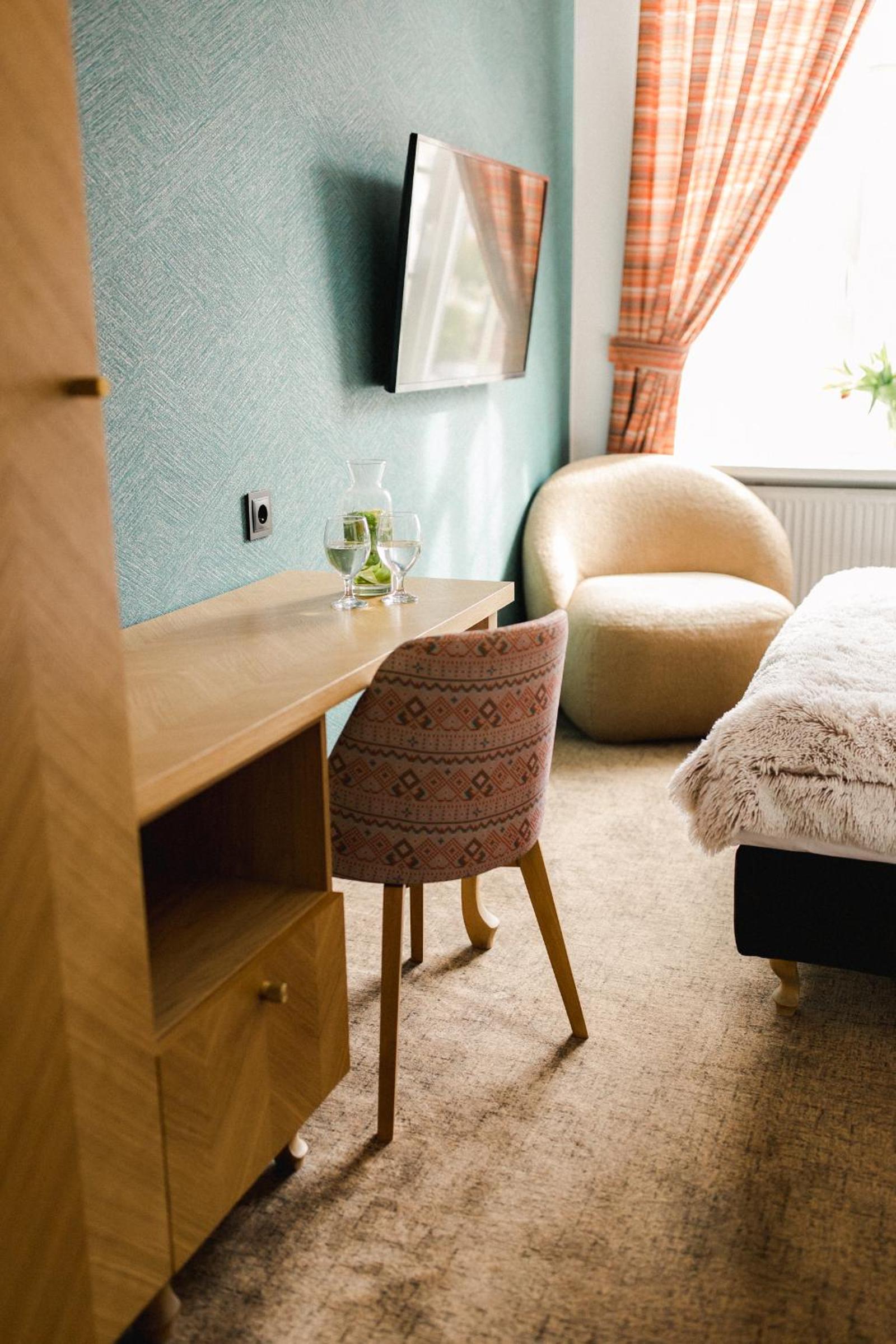 Double Room - Photo 5