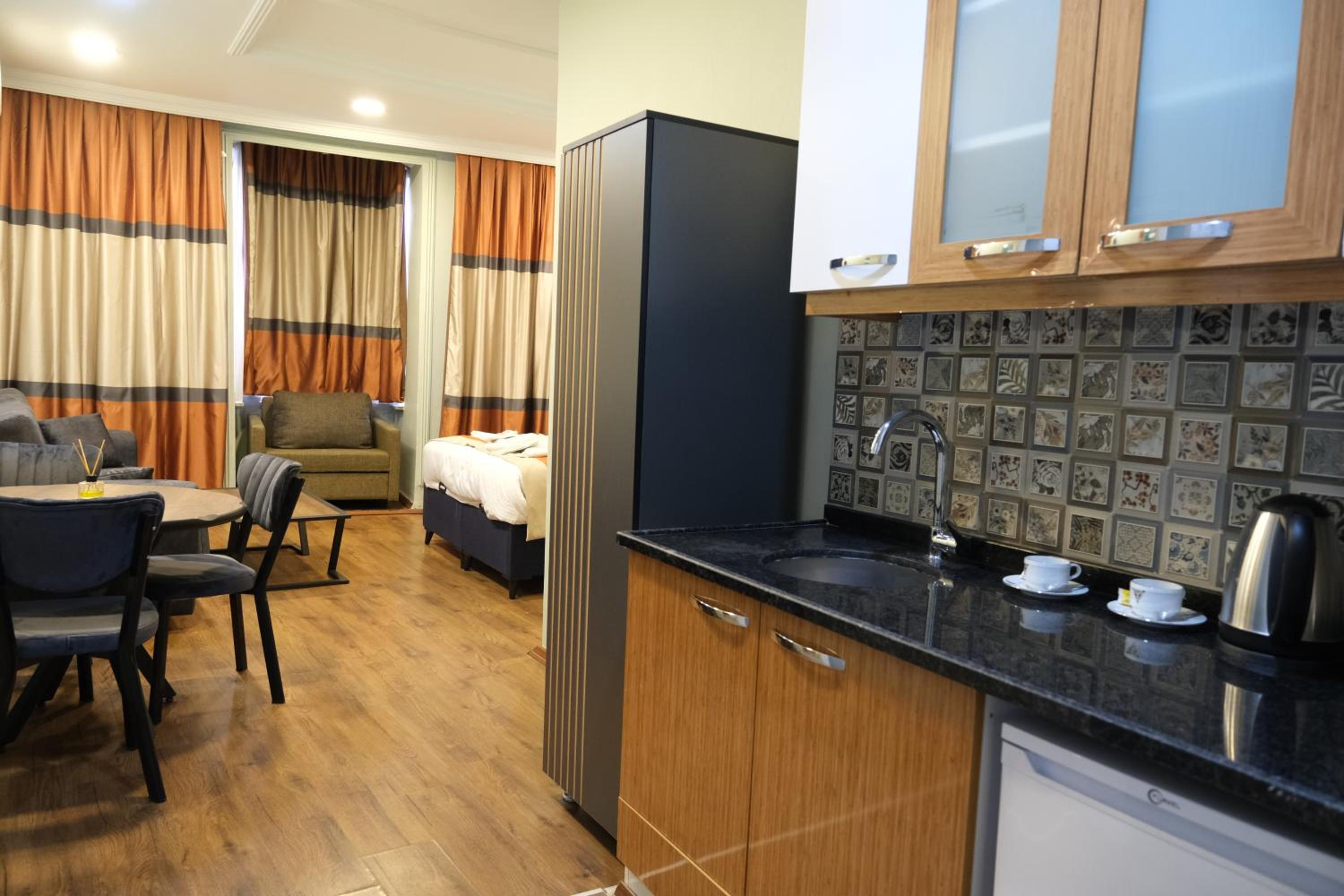 Comfort Triple Room