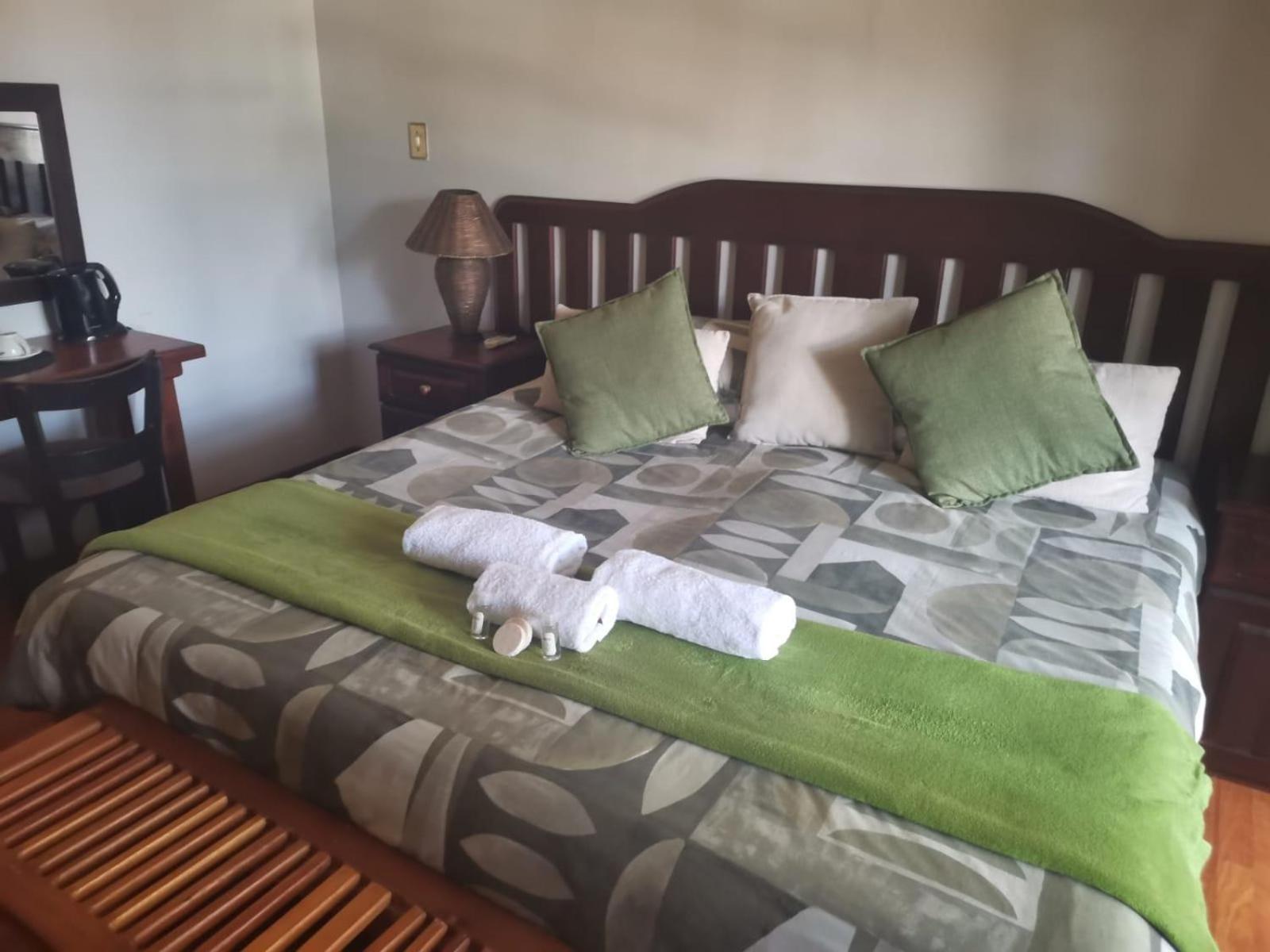 Standard King Room photo 1