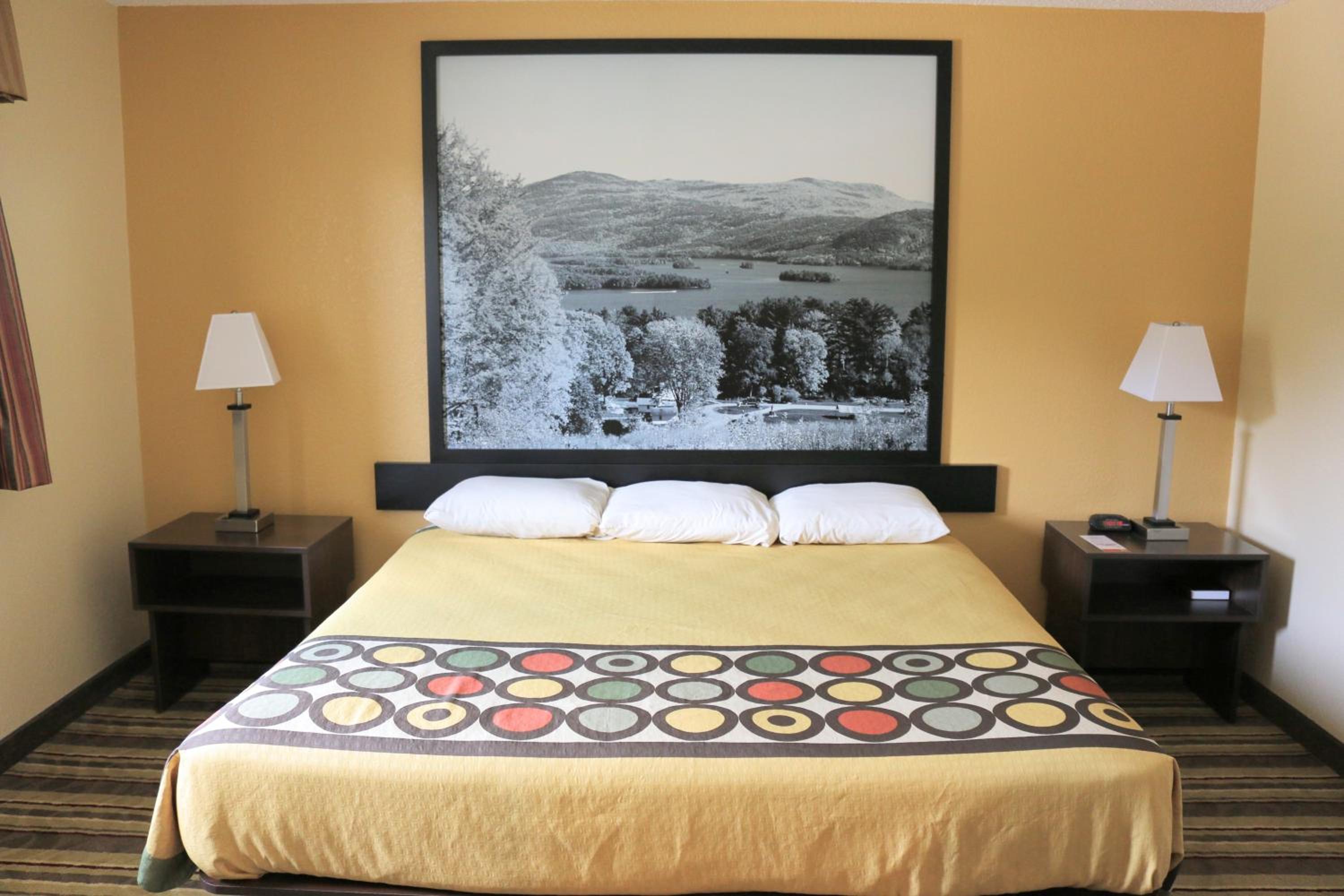 King Suite with One Queen Sofa Bed - Non-Smoking - Photo 1