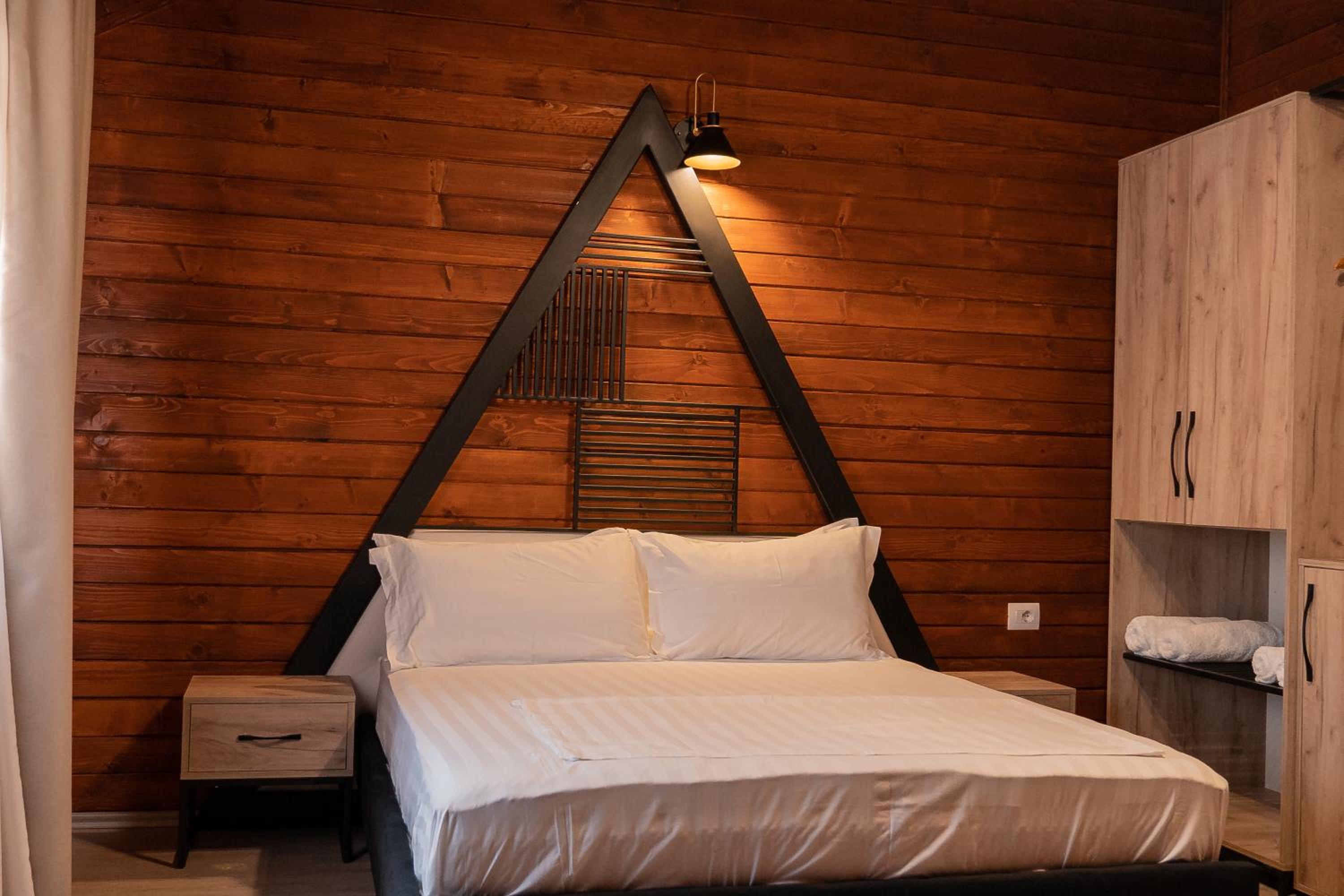 Triple Room with Mountain View