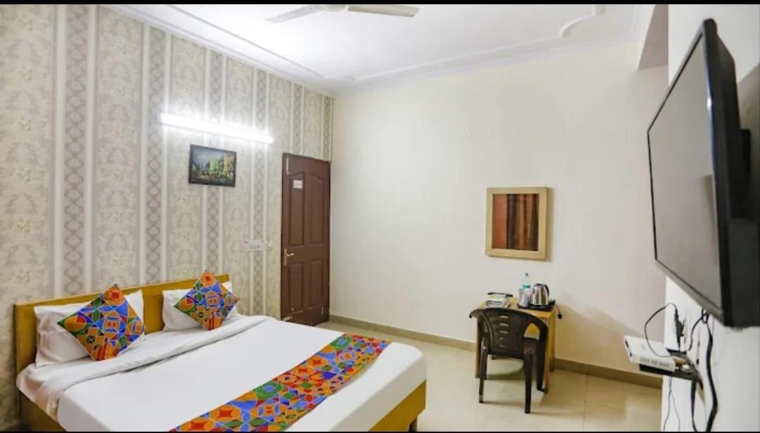 Deluxe Room - Photo 1