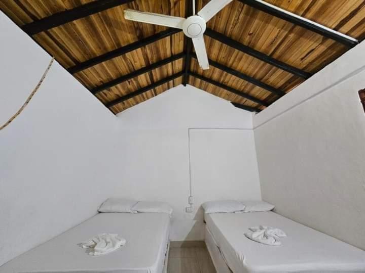 Quadruple Room with Private Bathroom photo 1