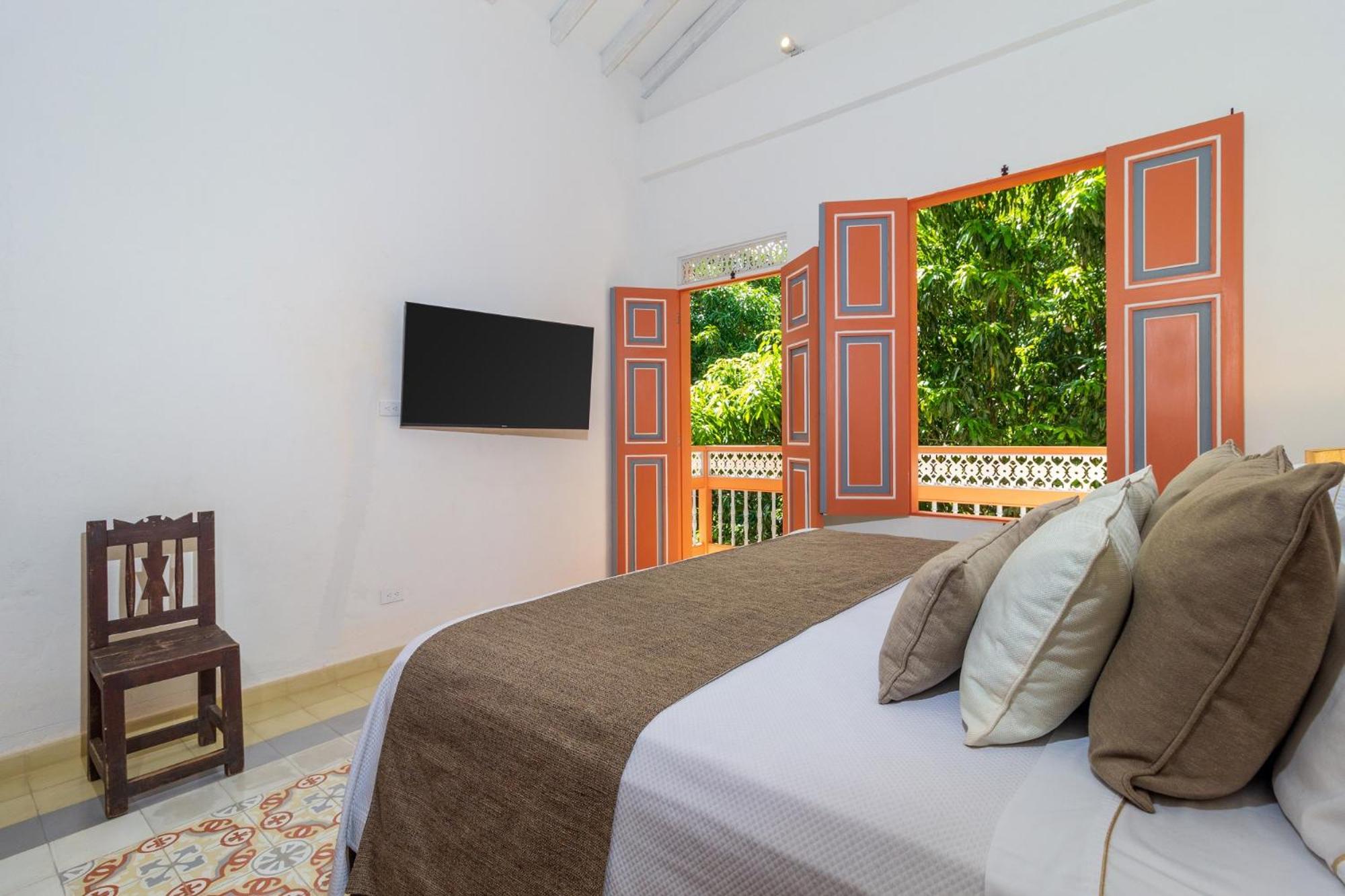 Deluxe Triple Room photo 2