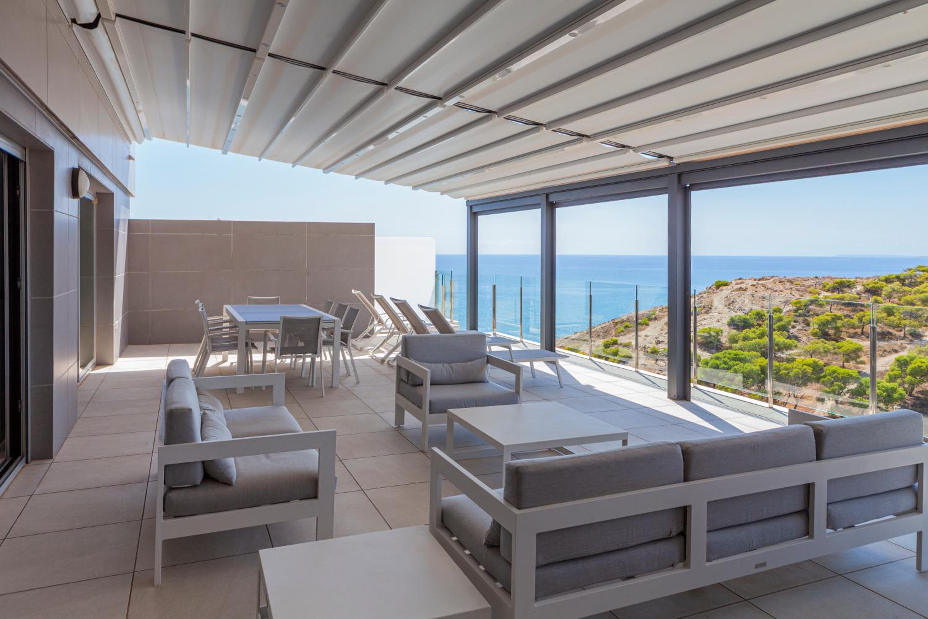Penthouse 3 dormitorios con terraza y bañera hidromasaje y vistas al mar  - Photo 13