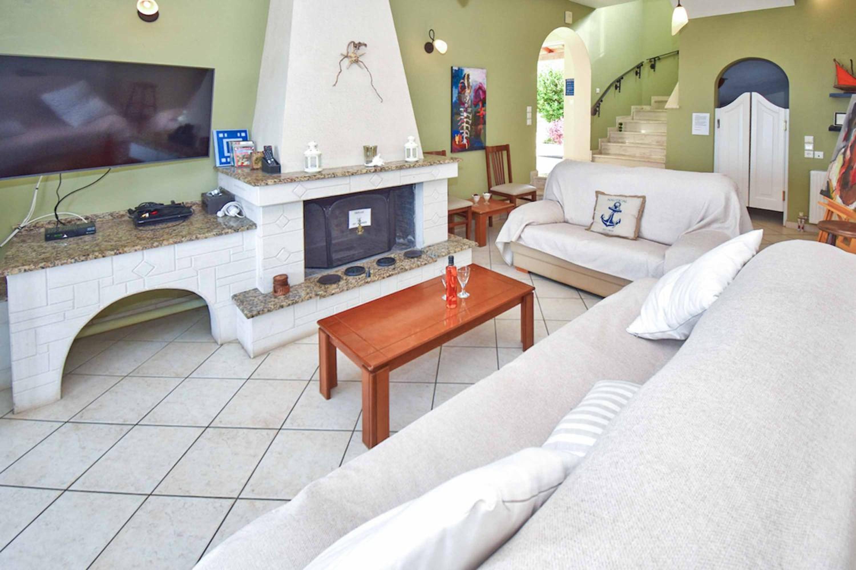 Four-Bedroom Villa photo 1