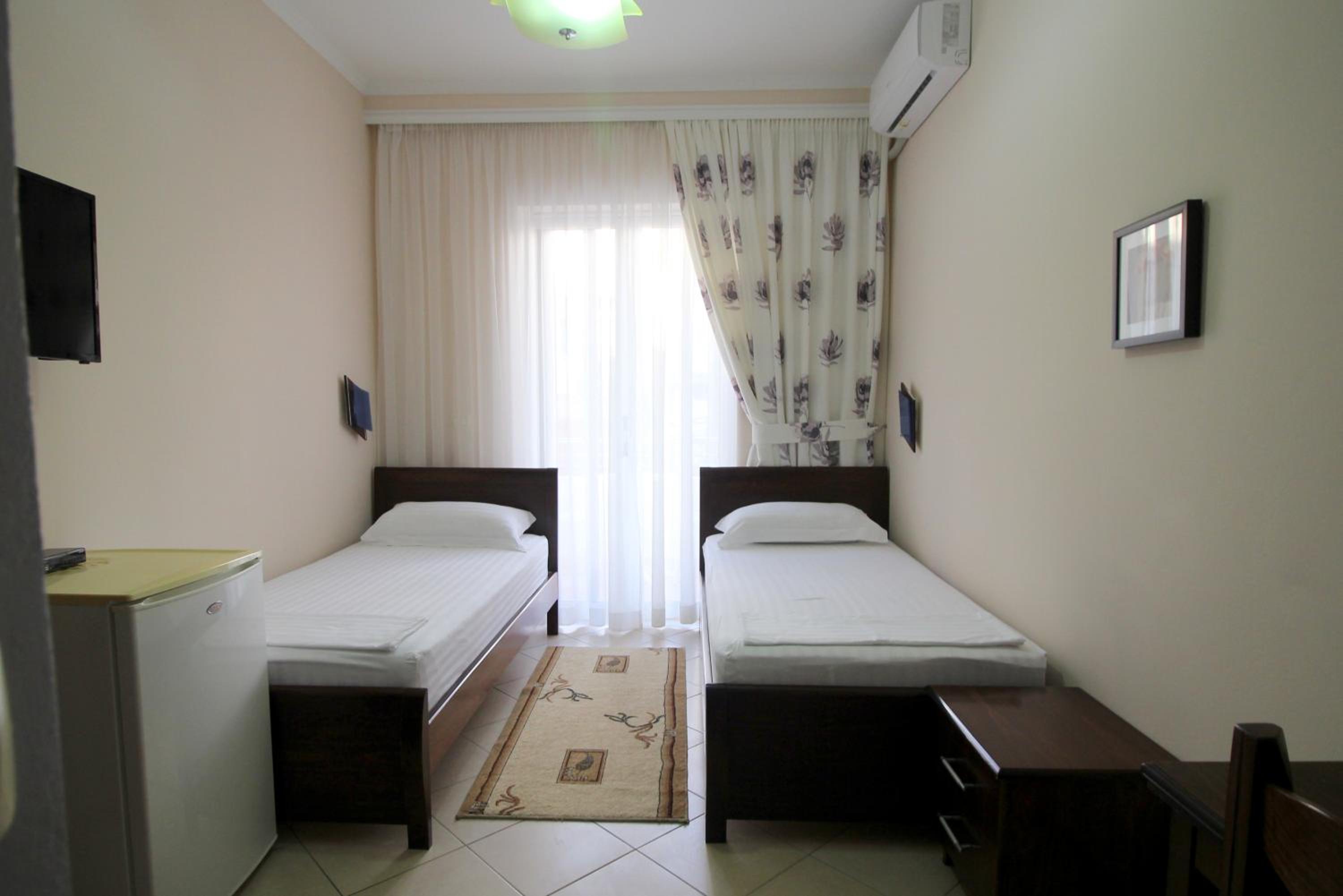 Twin Room with Balcony photo 1