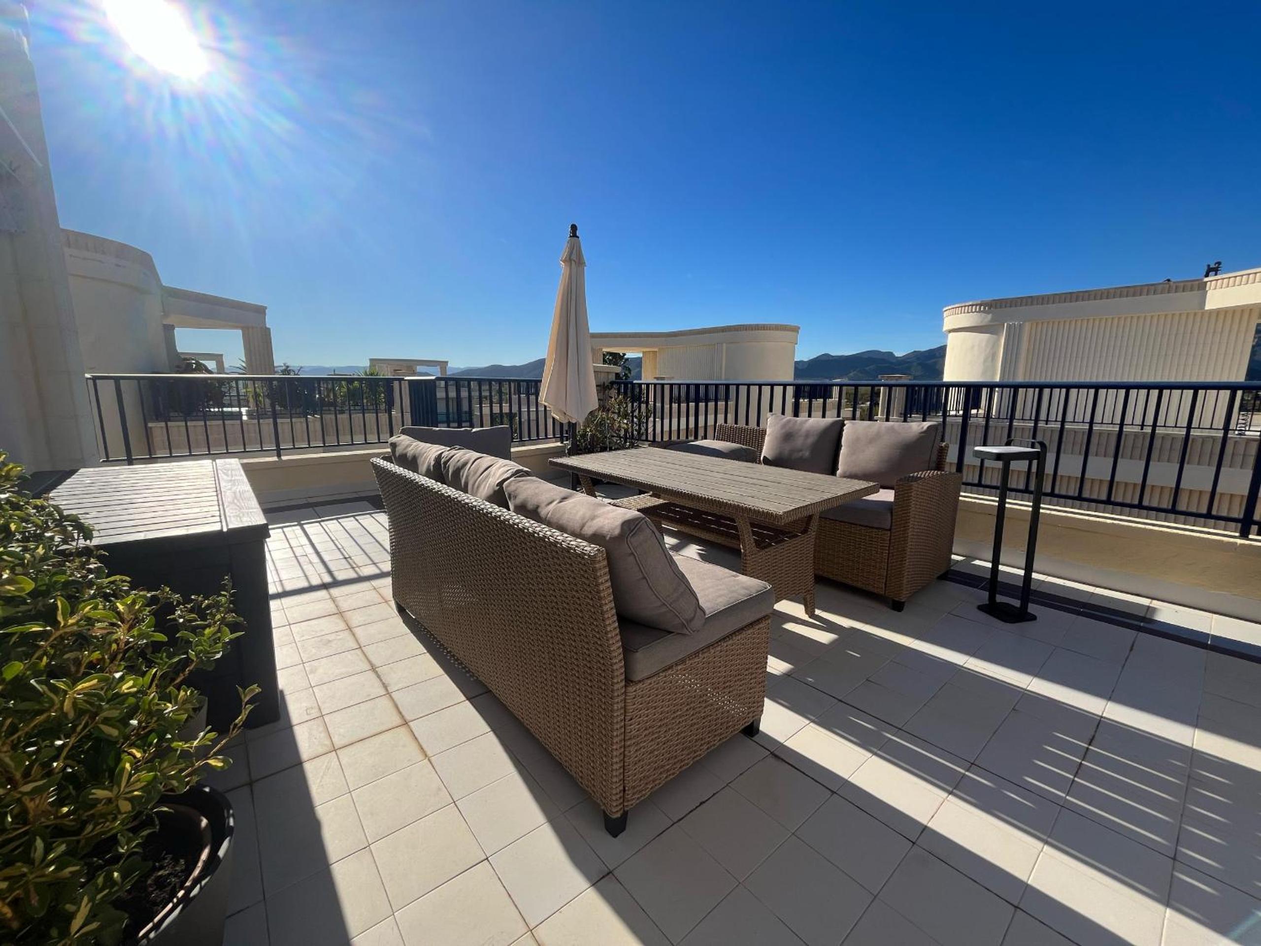 Superior Apartment photo 2