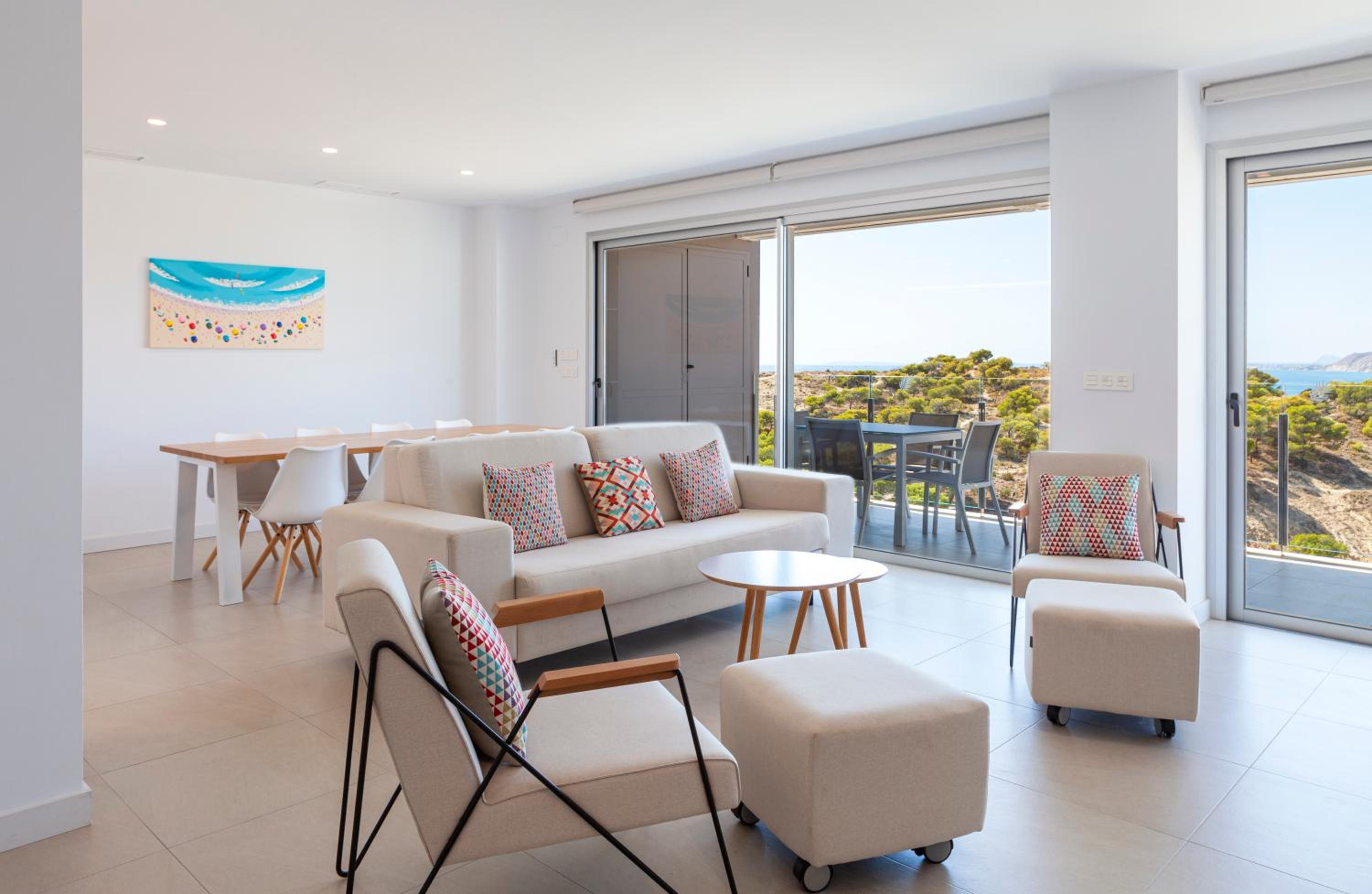 Penthouse 3 dormitorios con terraza y bañera hidromasaje y vistas al mar  - Photo 1