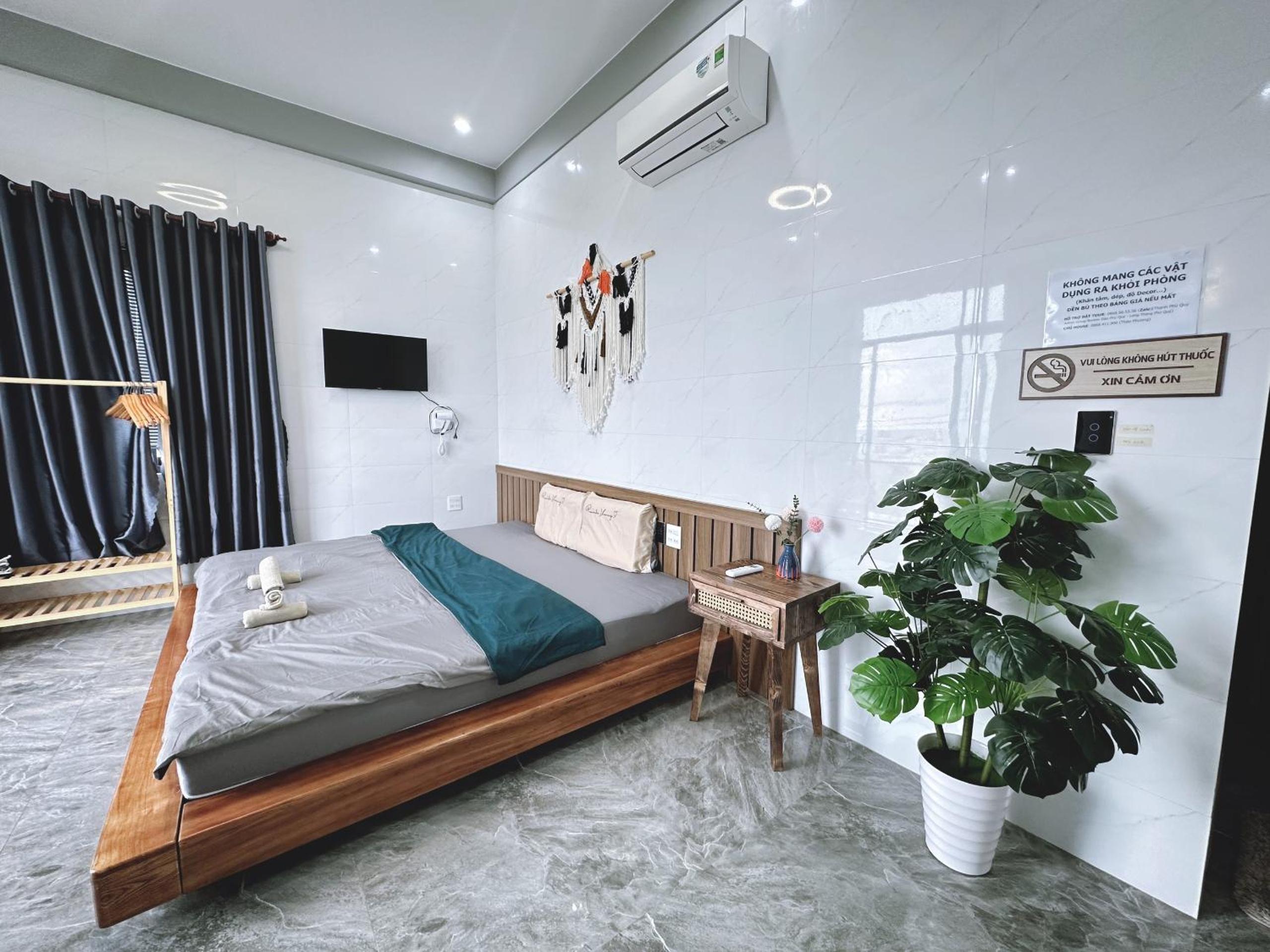 Double Room with Balcony and Sea View - Photo 6
