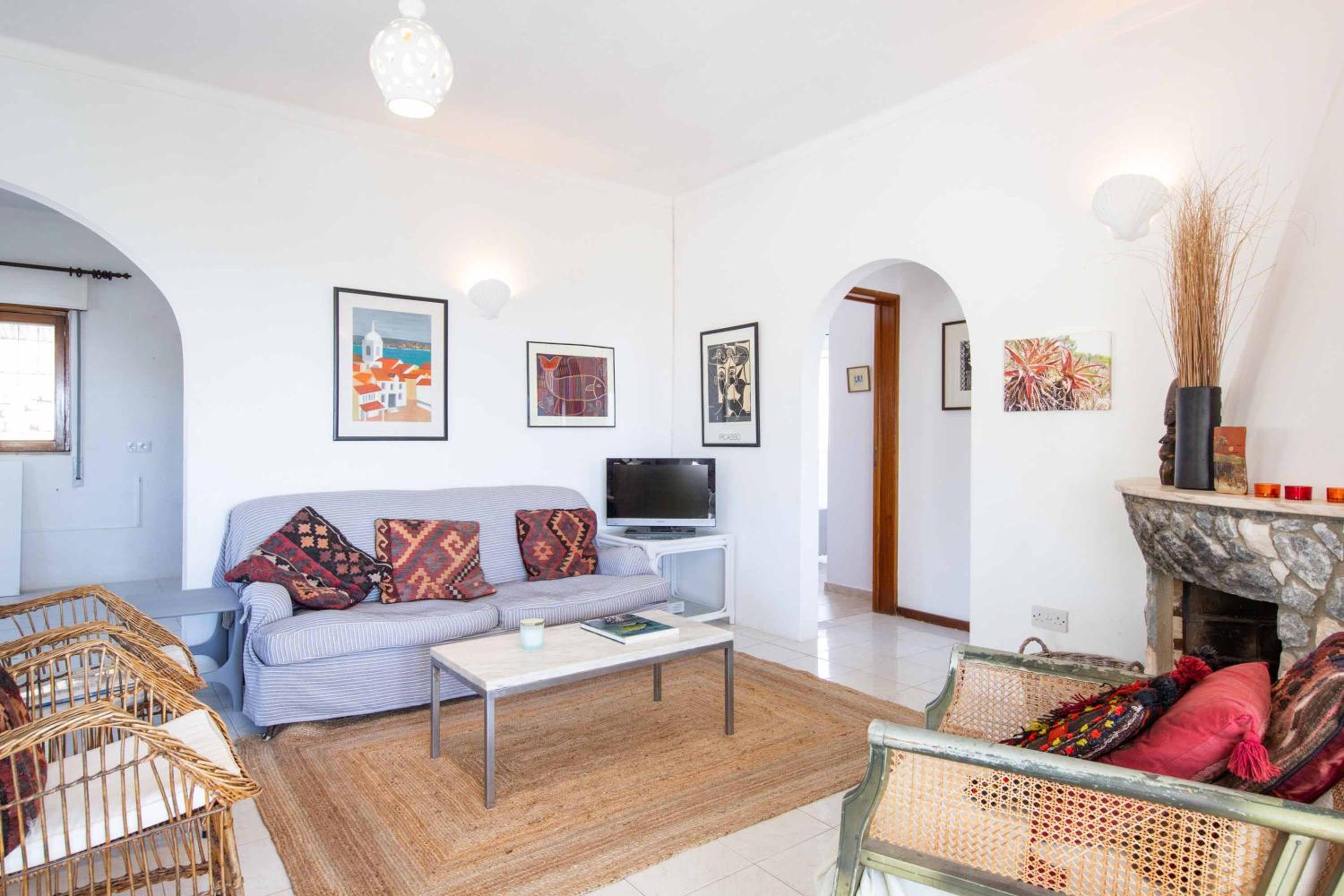 Villa photo 1